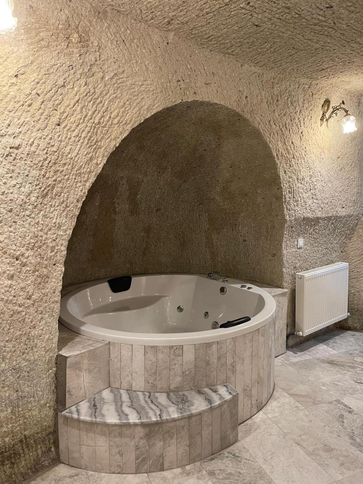 Cappadocia Empire Cave Hotel - Image 15