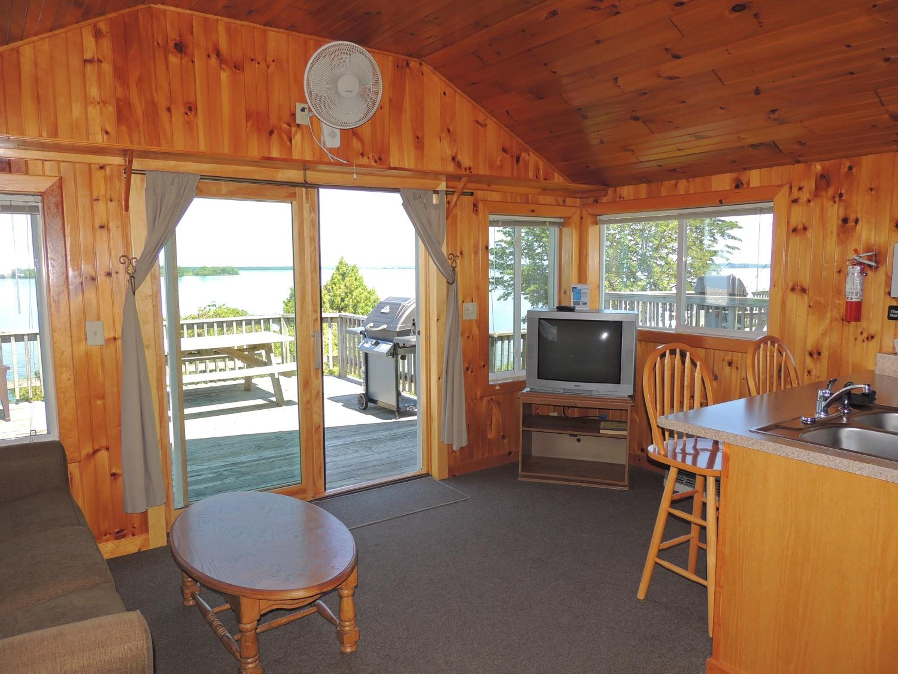Angel Rock Waterfront Cottages
