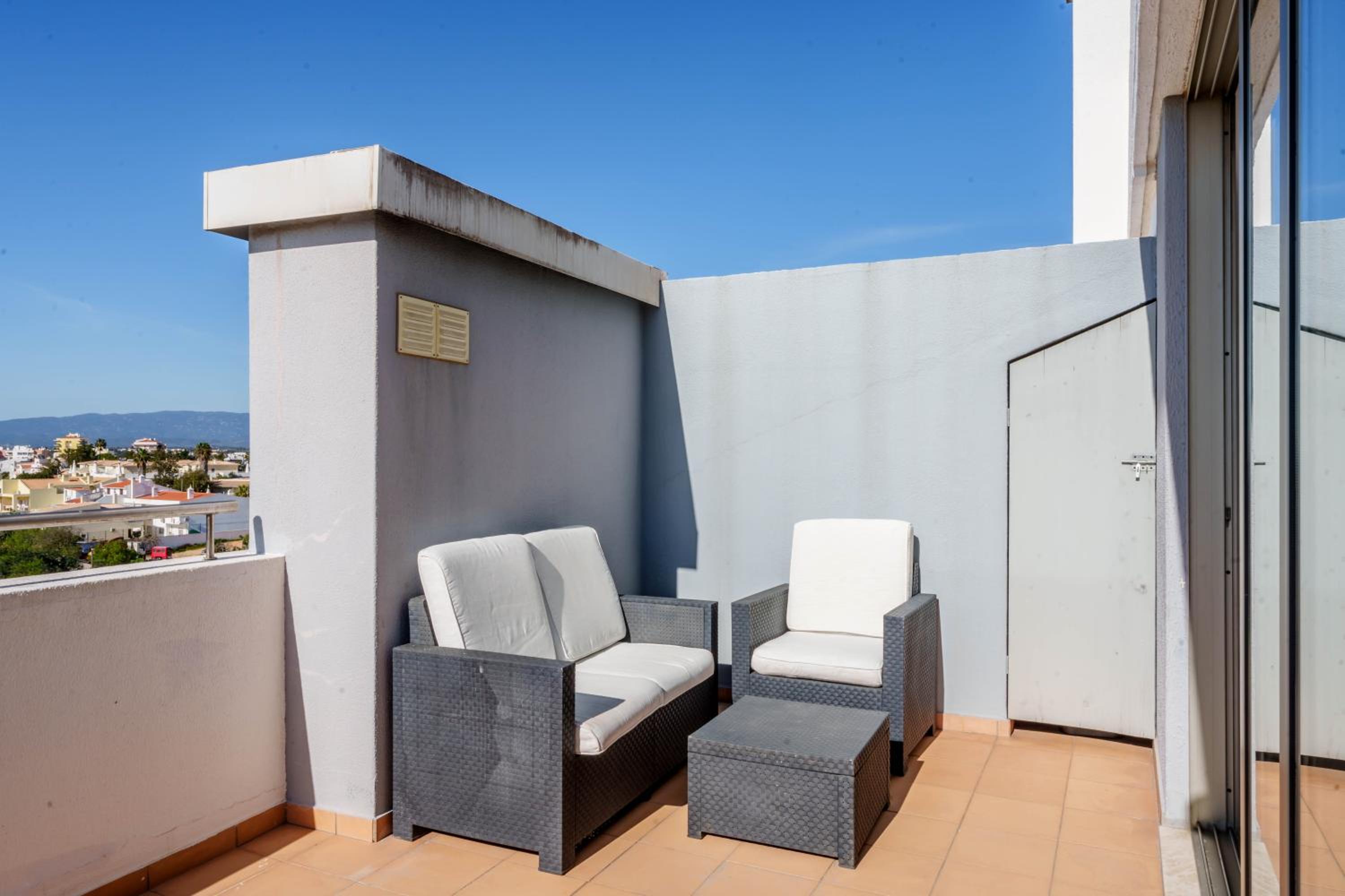 Breathtaking Coral Ocean View Apartment at OA view 5