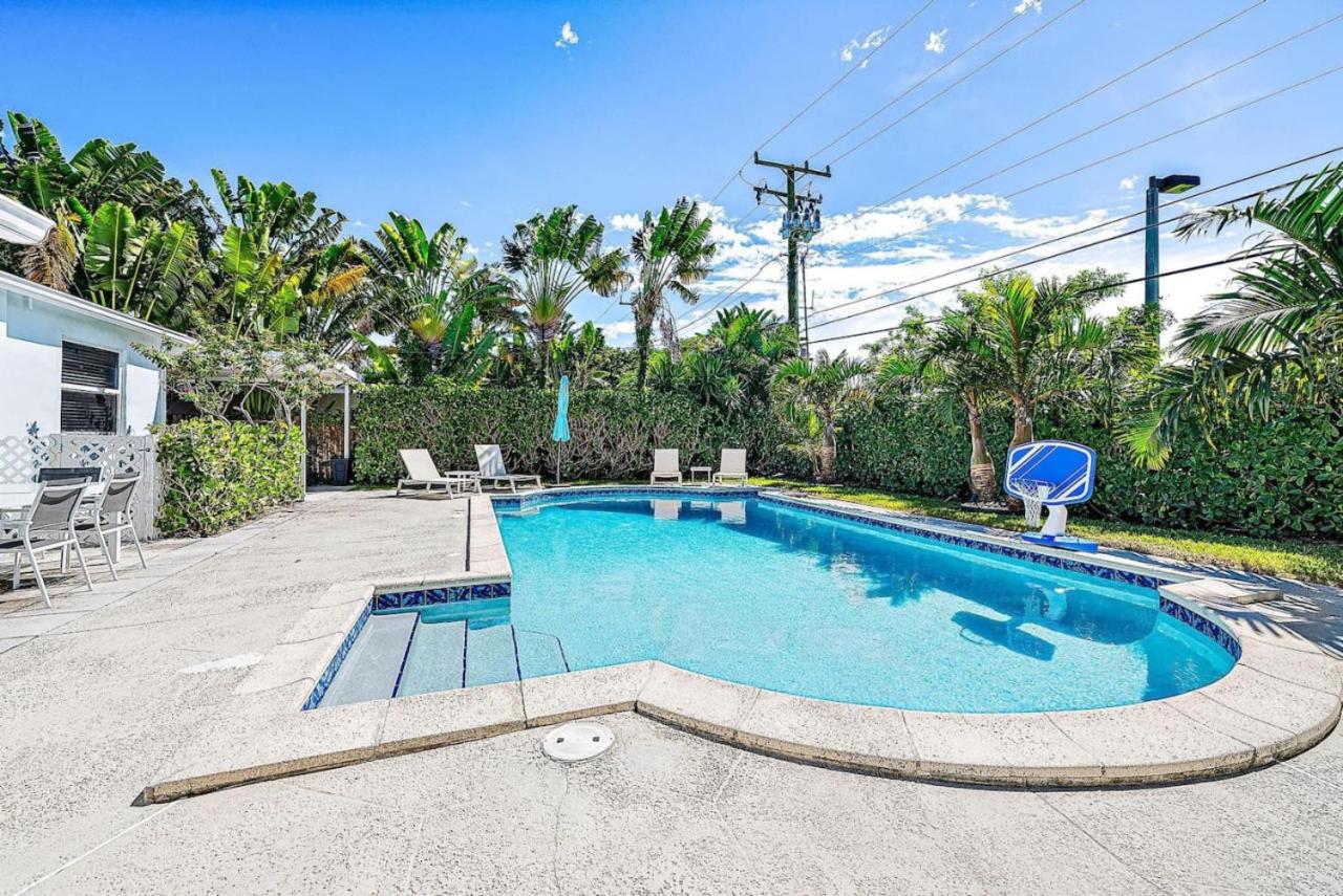 Tropical Tide Retreat