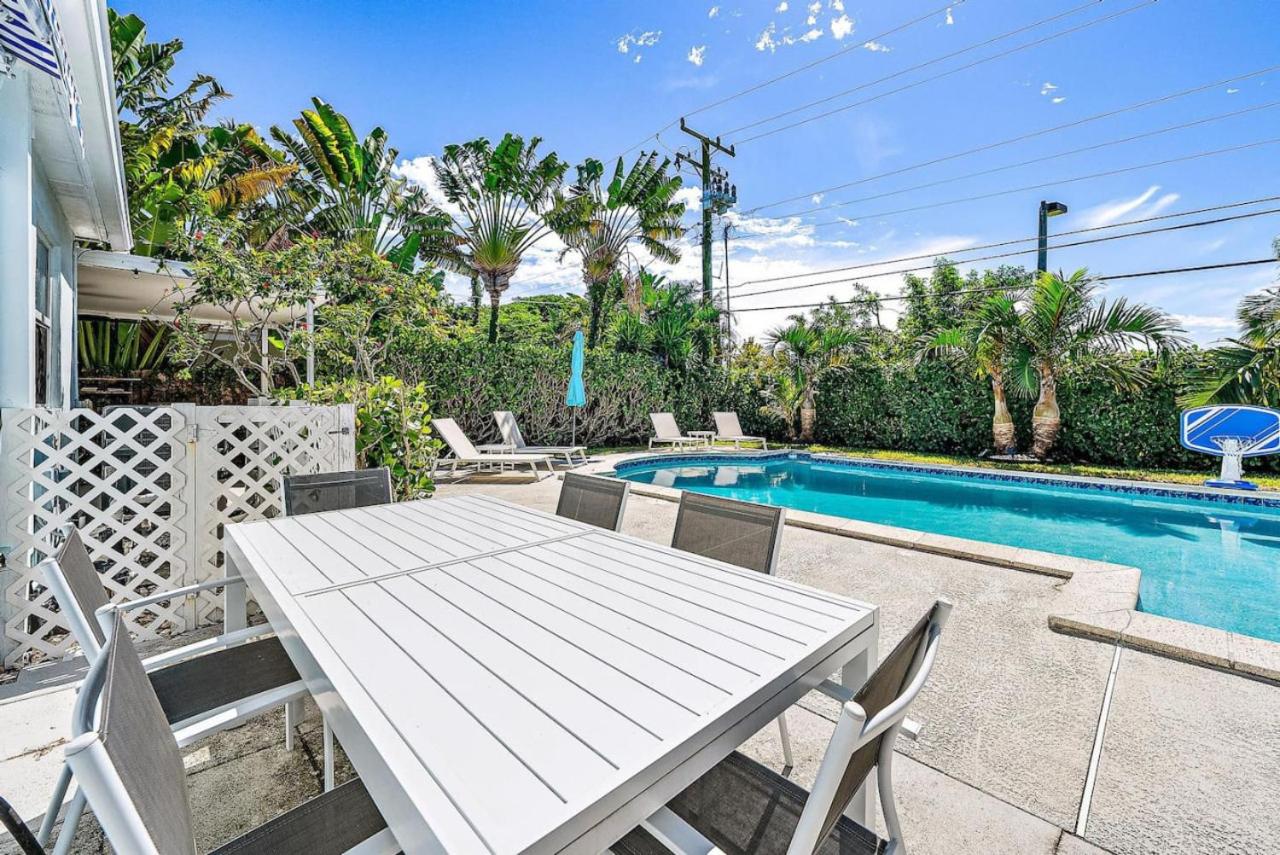 Tropical Tide Retreat