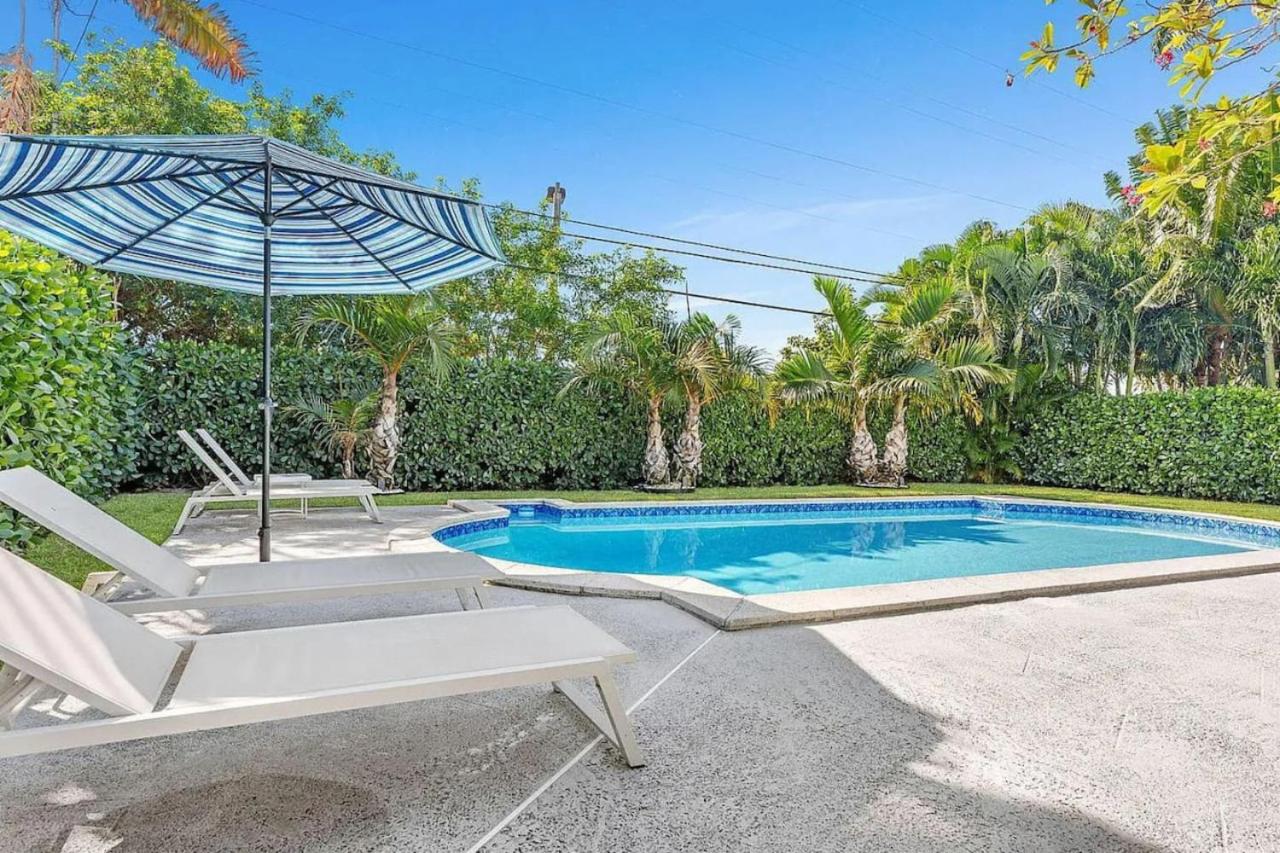 Tropical Tide Retreat