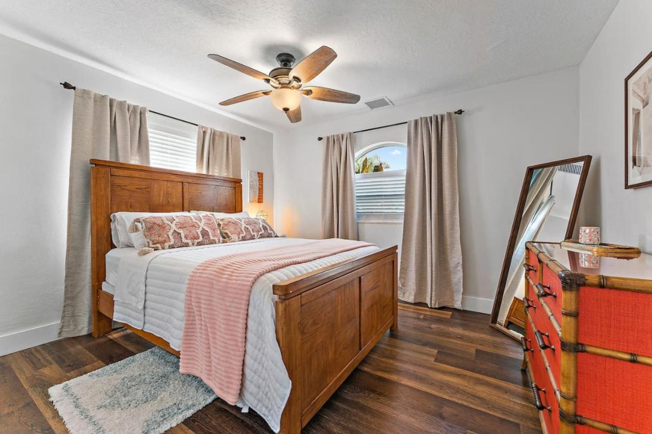 Palm Paradise Retreat