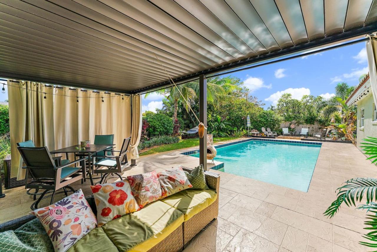 Palm Paradise Retreat