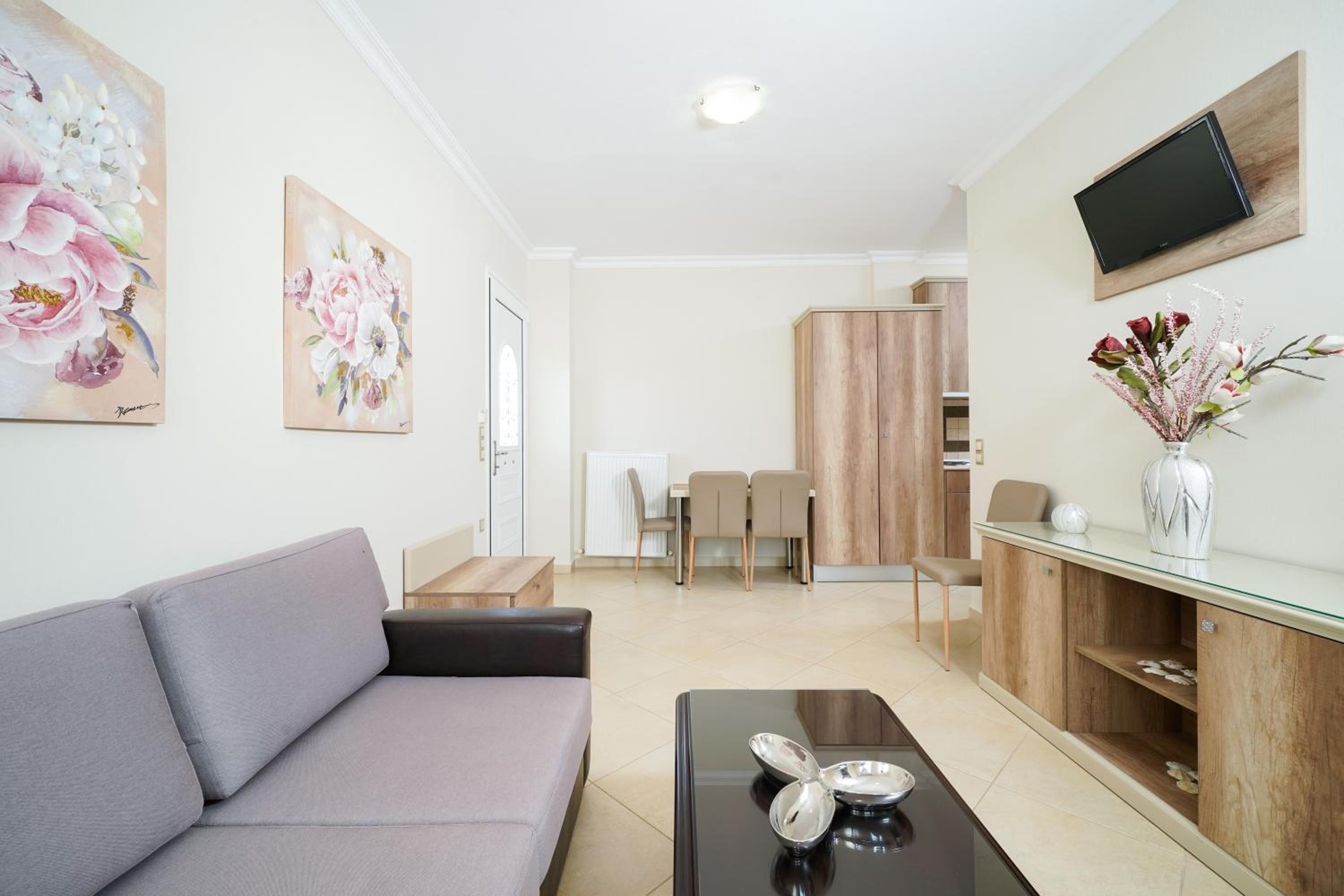 Mandani Villa Luxury Apartments
