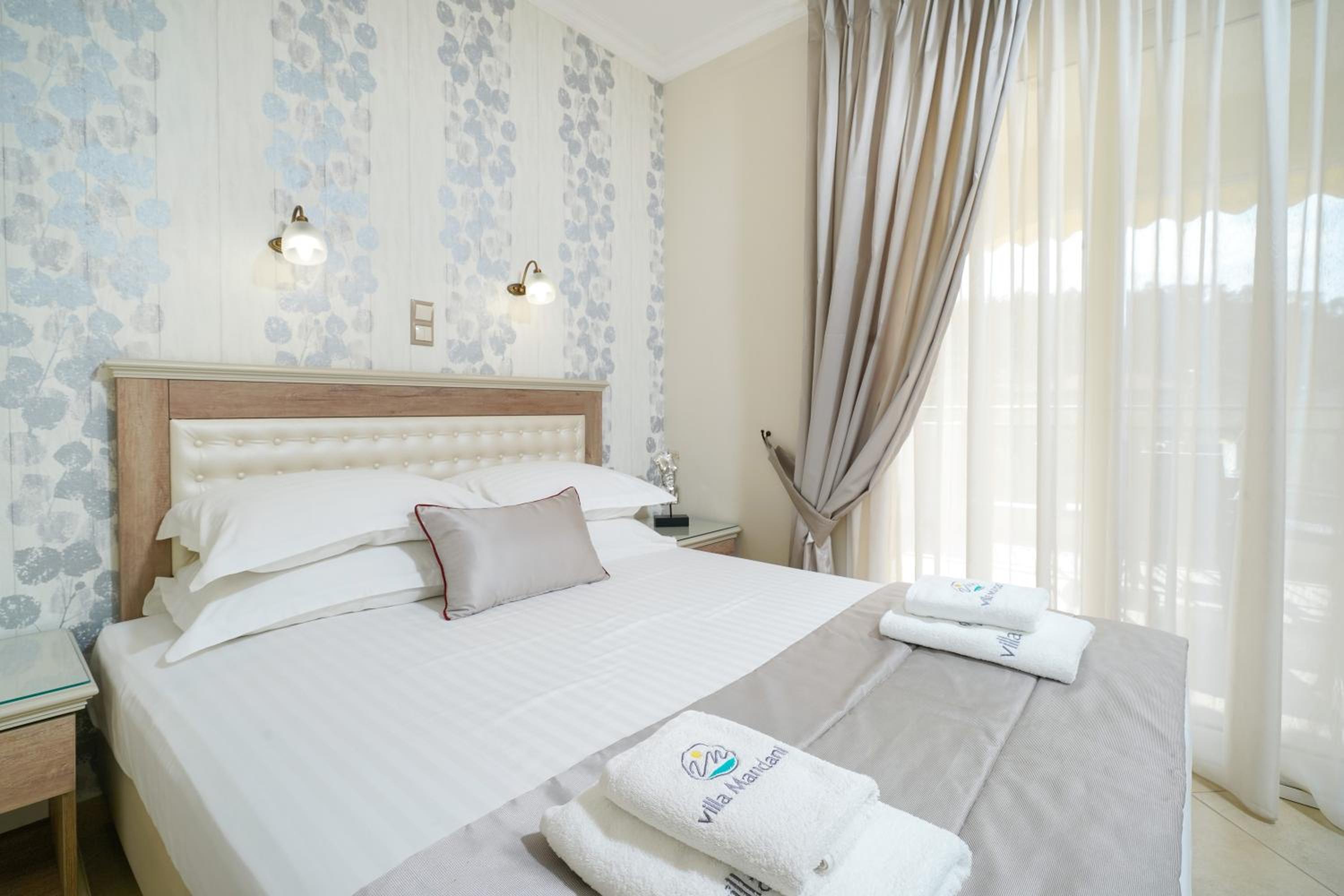 Mandani Villa Luxury Apartments