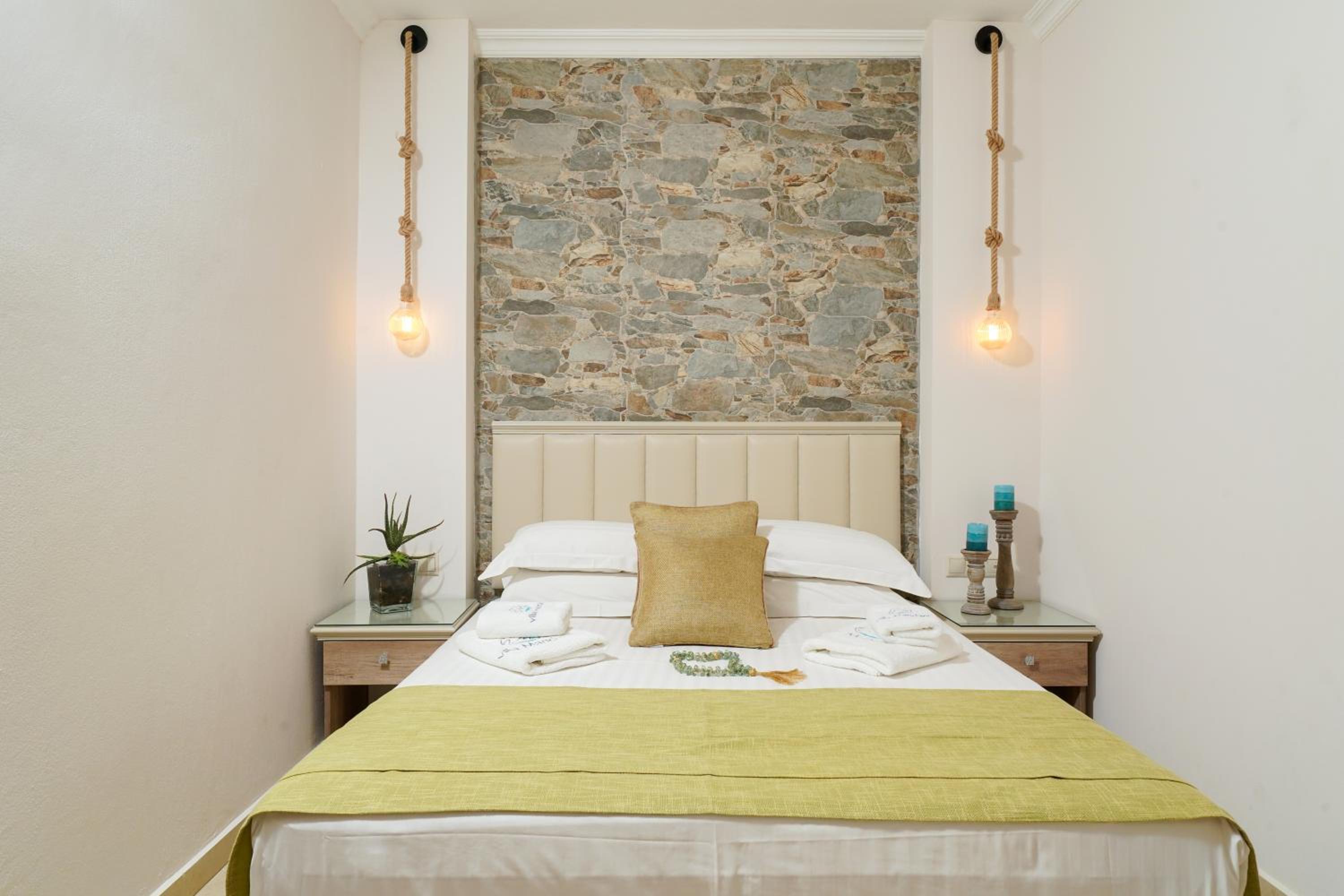 Mandani Villa Luxury Apartments