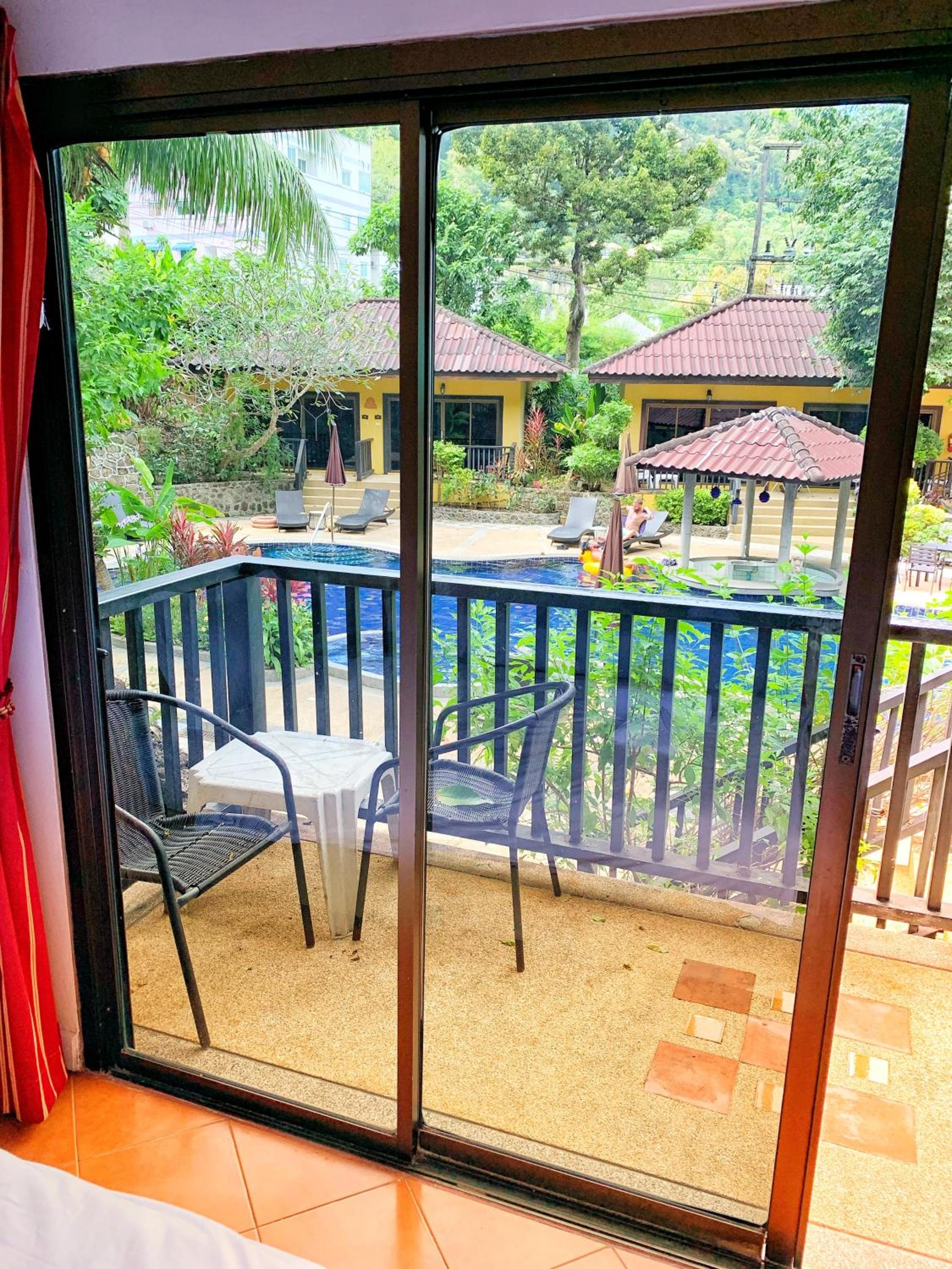 patong beautiful pool villa
