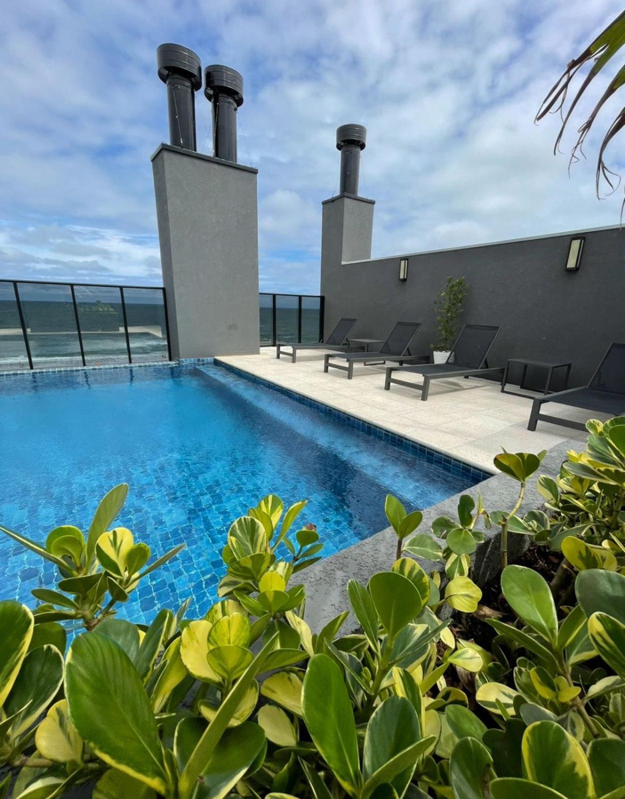 Studio 106 Pé na Areia Smart Costa Azul! Matinhos