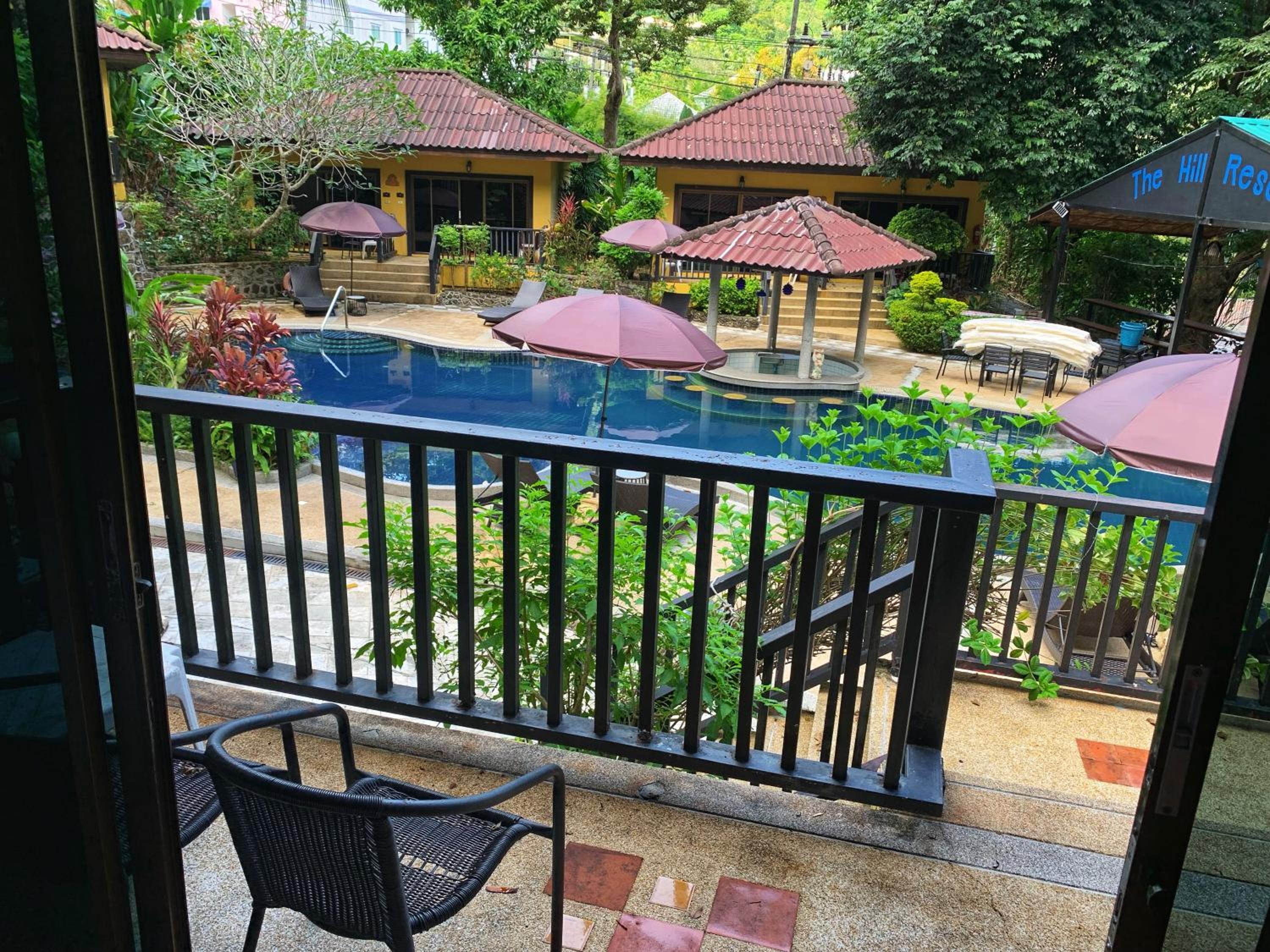 patong beautiful pool villa