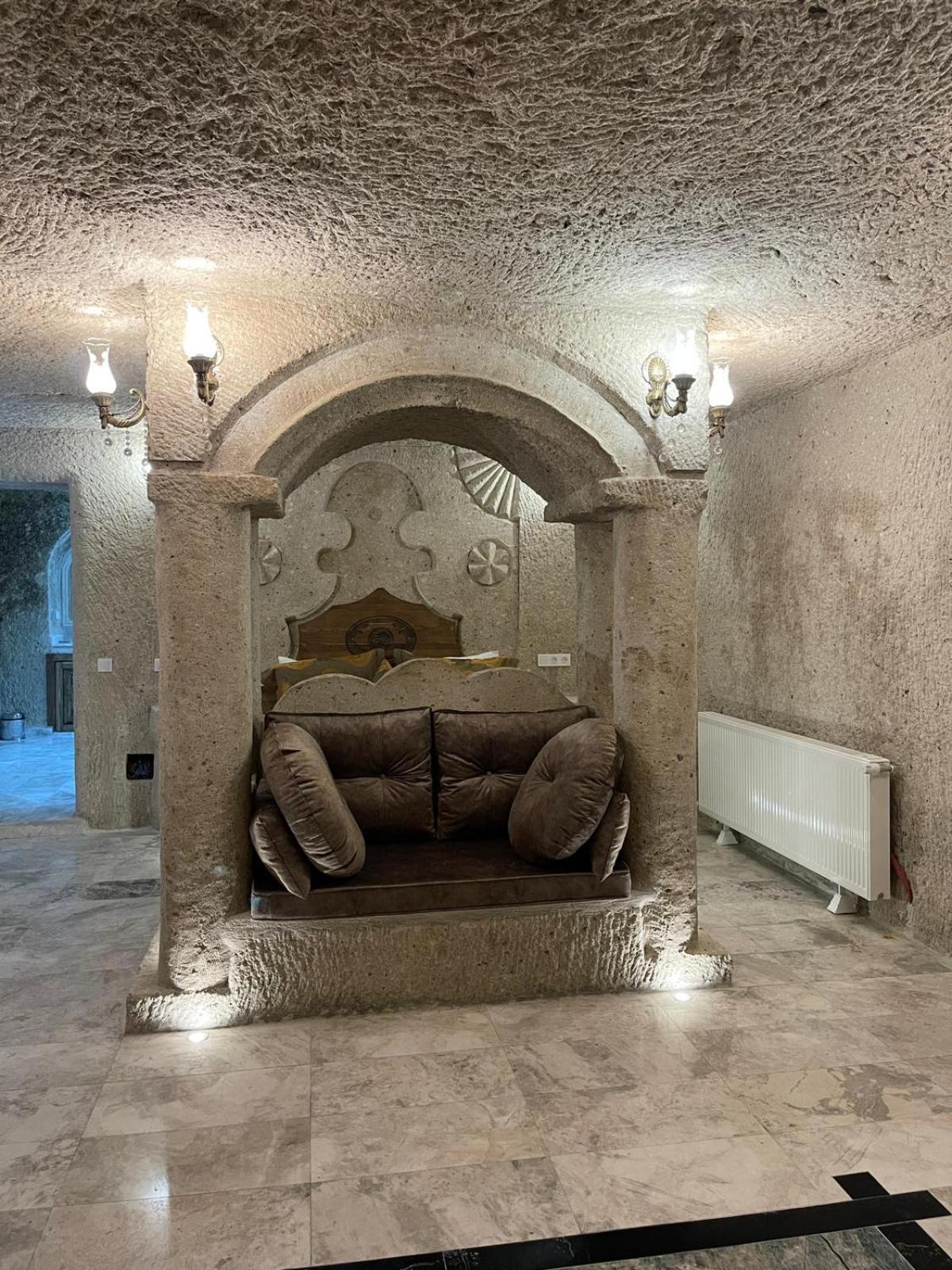 Cappadocia Empire Cave Hotel - Image 52