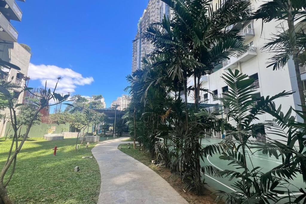 R'Holistay Kasara Urban Resort Residences Pasig