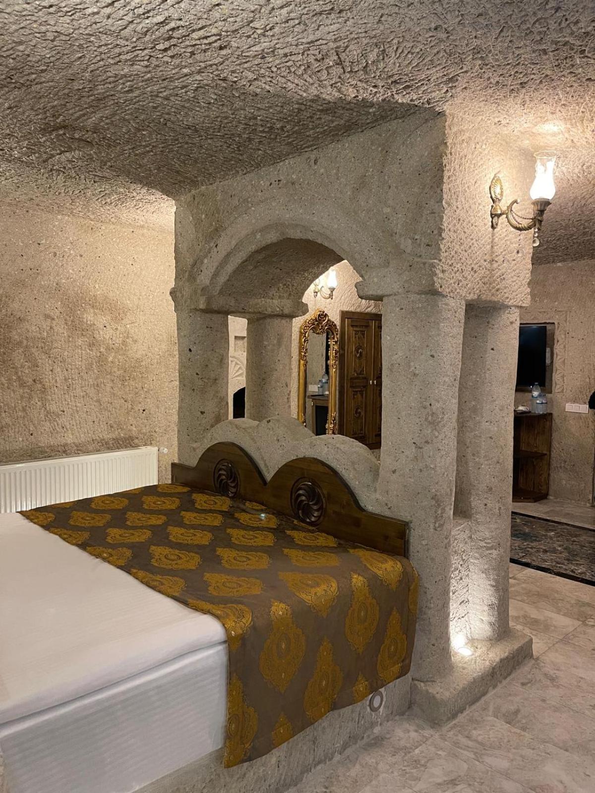 Cappadocia Empire Cave Hotel - Image 55