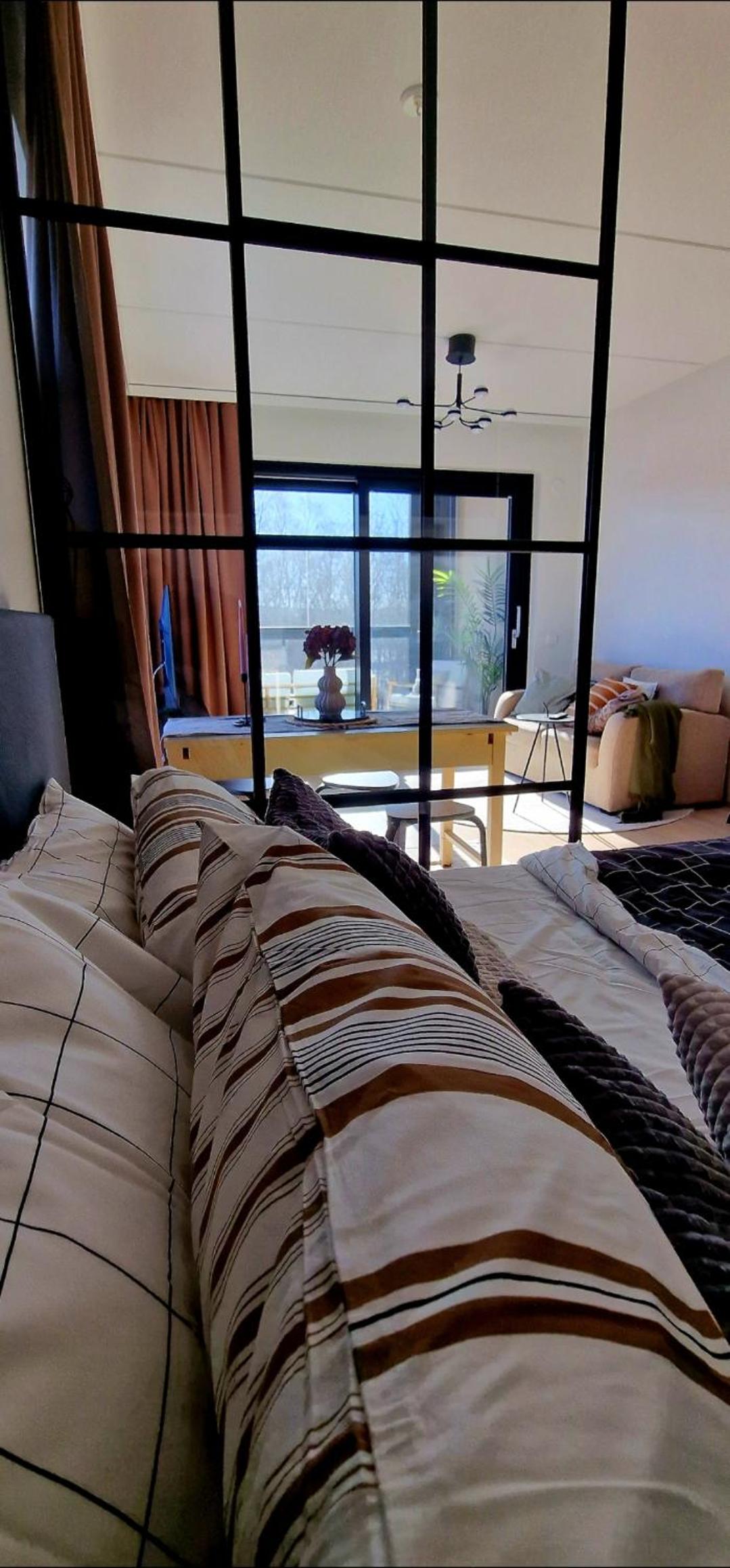 Modern apartment near Tampereen Messukeskus, with own private and free parking
