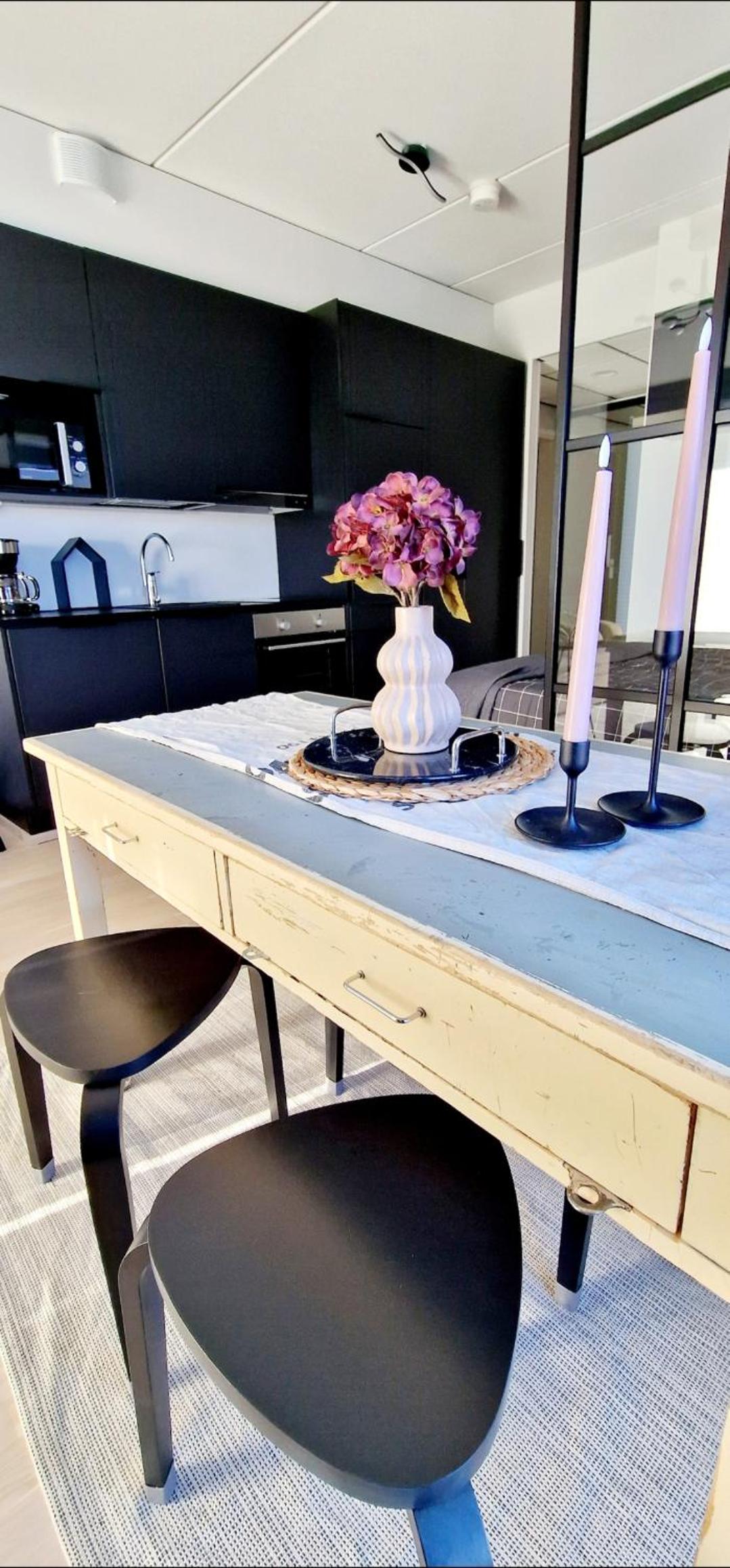 Modern apartment near Tampereen Messukeskus, with own private and free parking