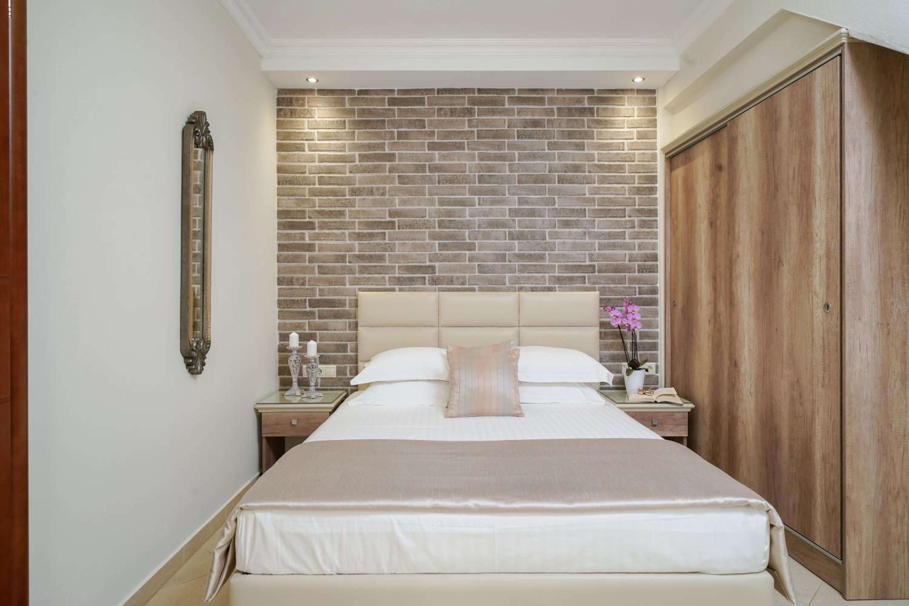 Mandani Villa Luxury Apartments