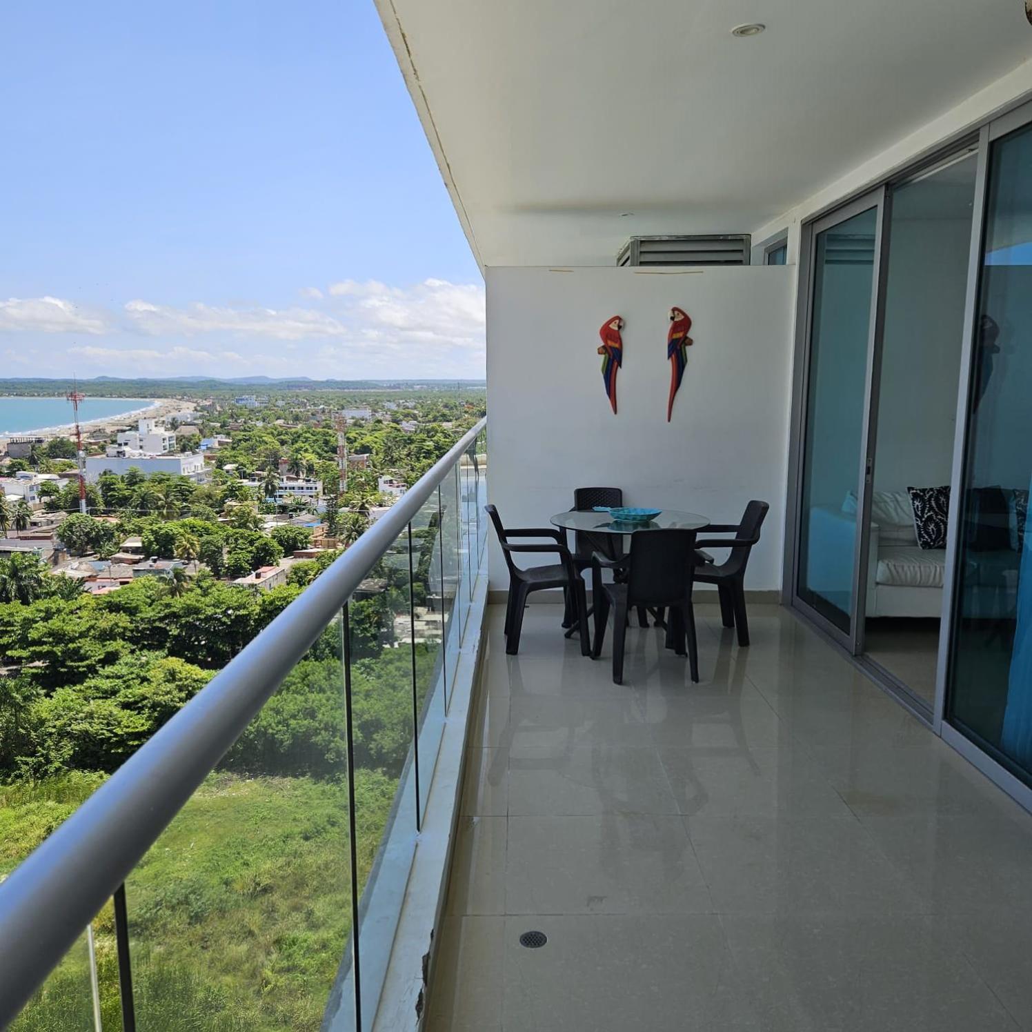 Lujoso Apartamento Sector Morros Vista al Mar