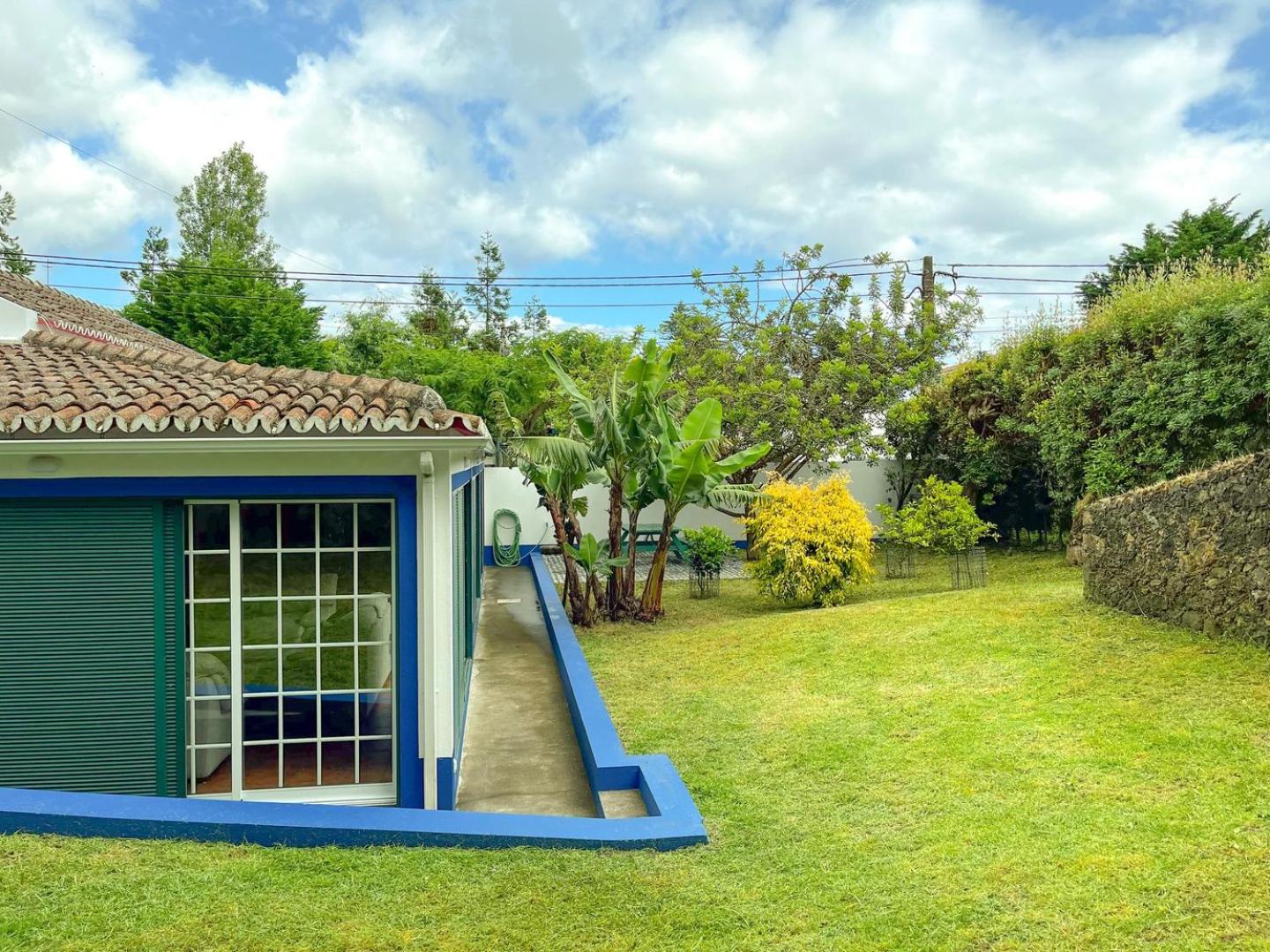 Casa Tia Néné - Green Glassyard view 2