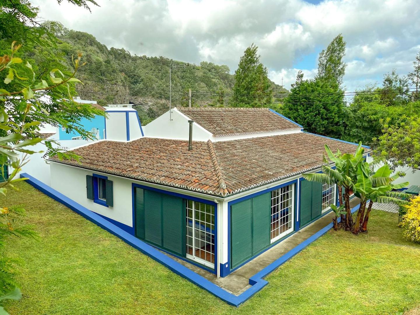 Casa Tia Néné - Green Glassyard view 4