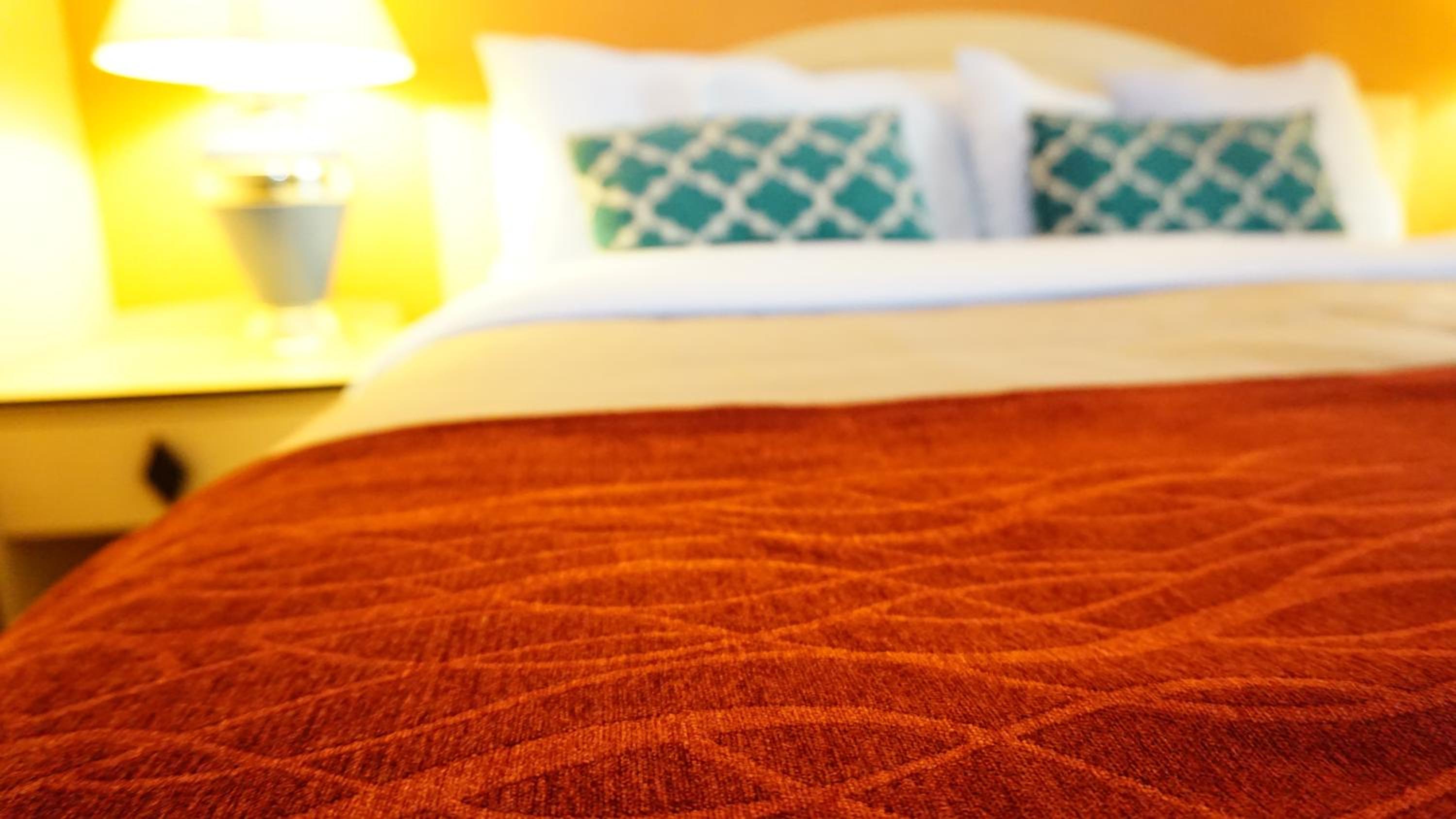 Lawrence Vacations - Virginia Inn - Property Image 5