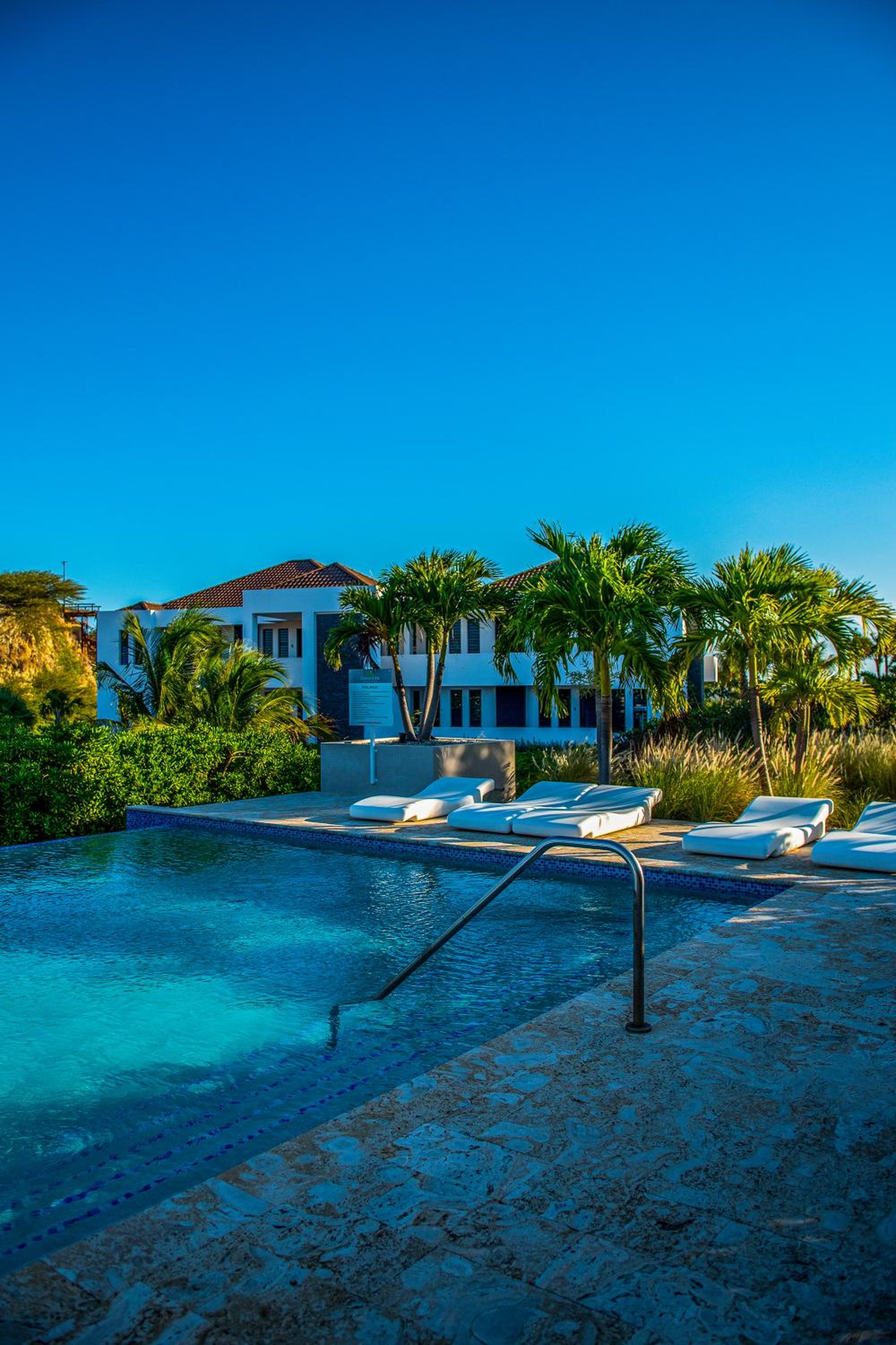 Blauw Geluk II - At Blue Bay Curaçao