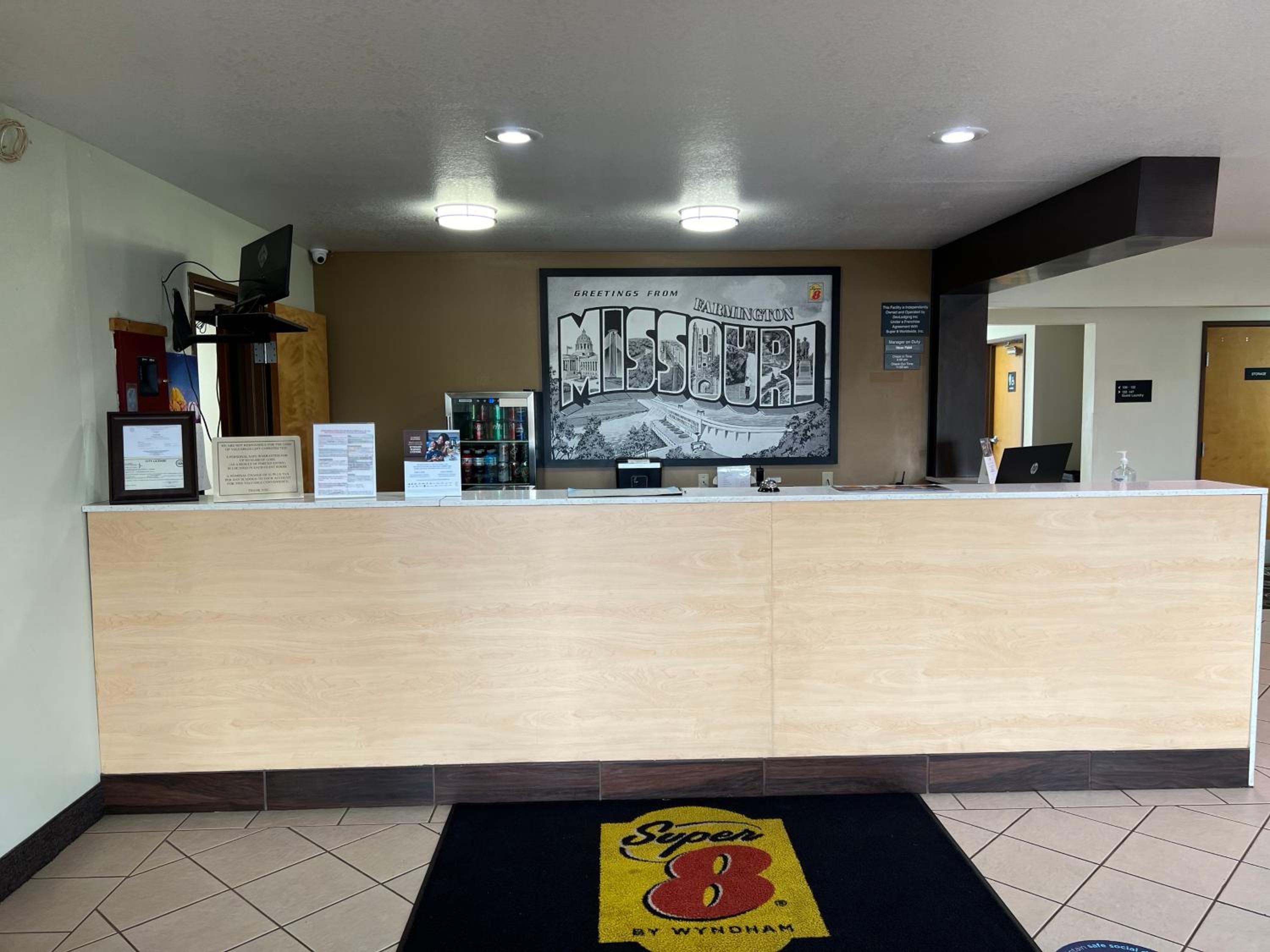 Farmington Vacations - Super 8 by Wyndham Farmington - Property Image 14