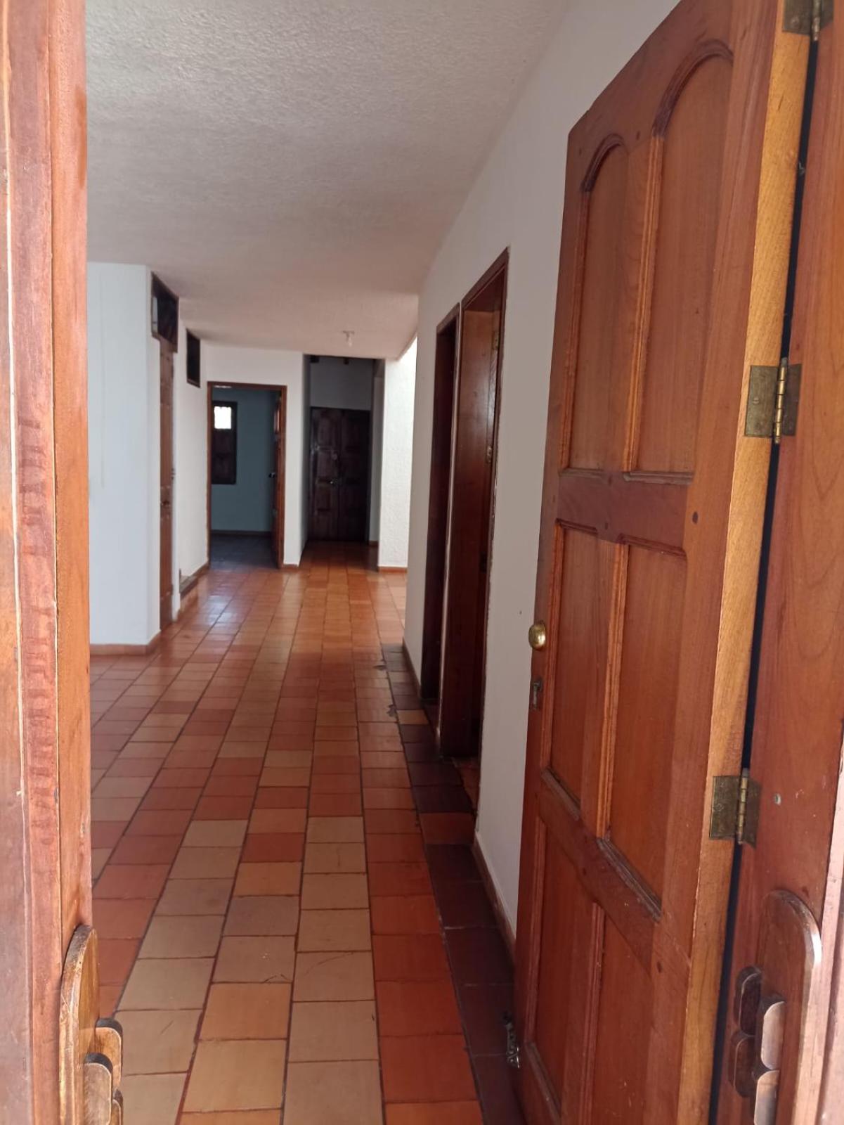 HOSTAL BAUTAN