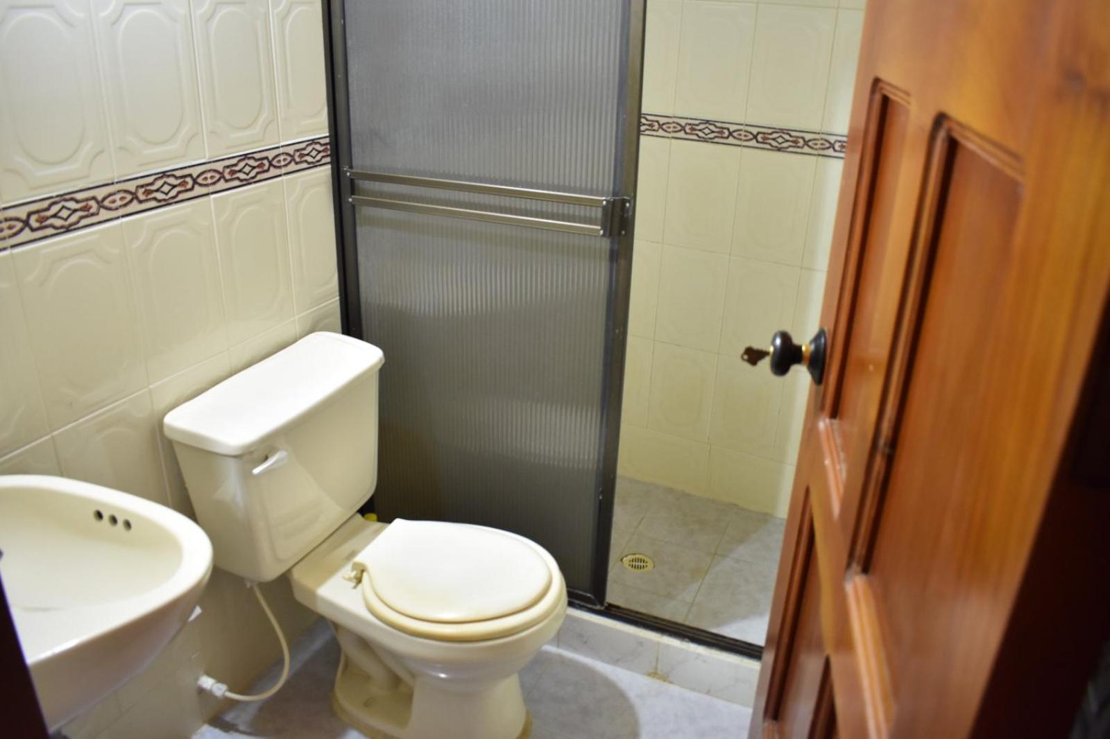 HOSTAL BAUTAN