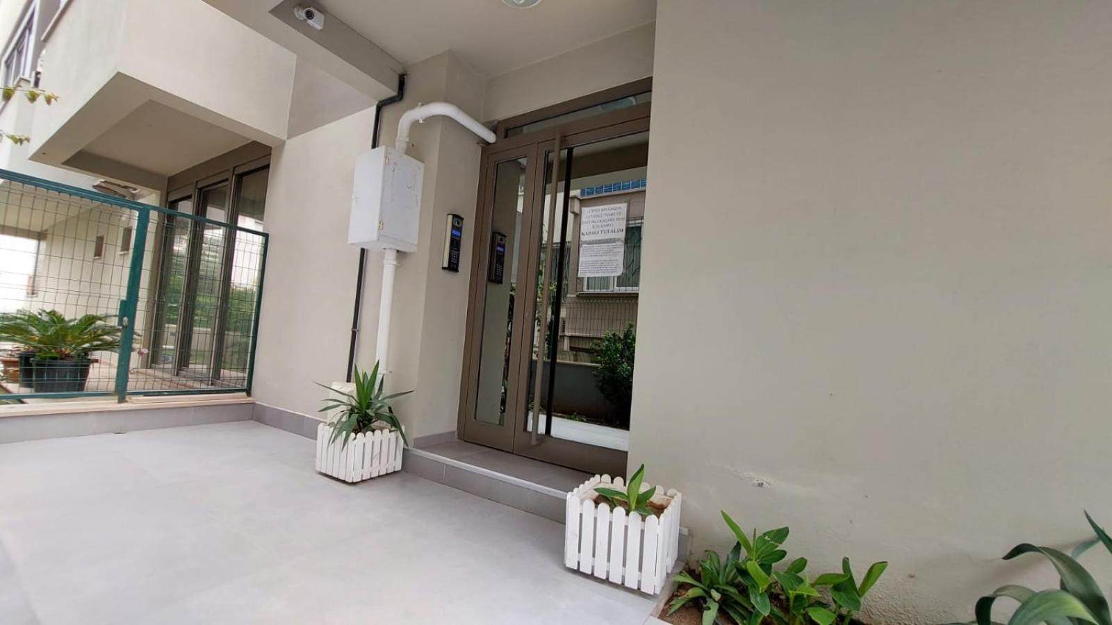 6 Central Location, Close To Beaches And Anywhere