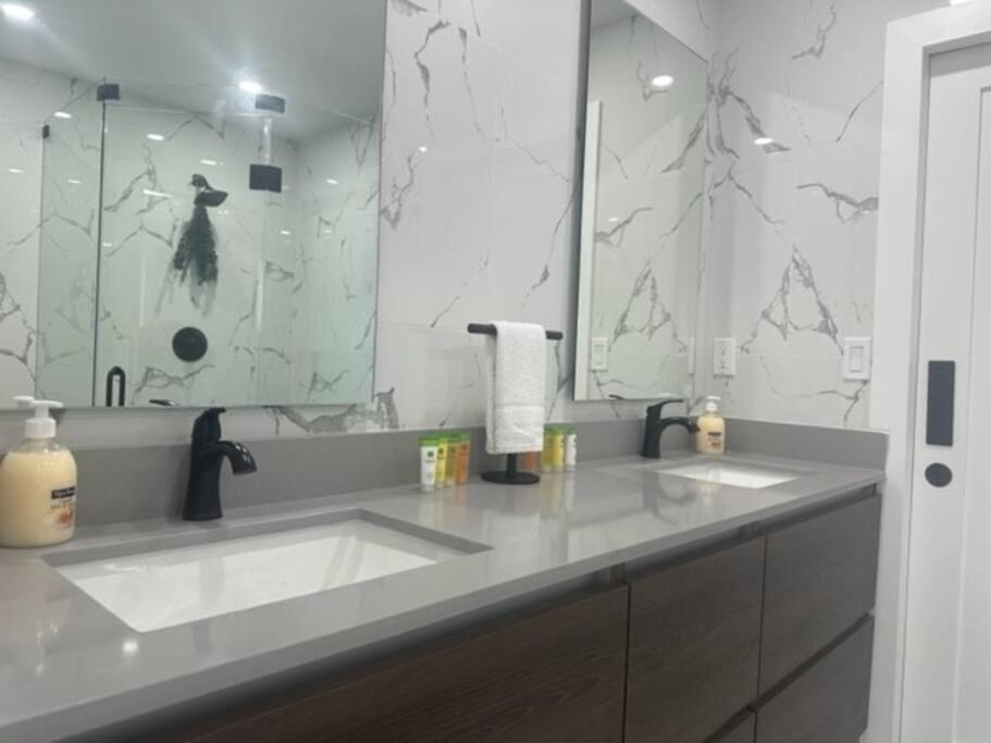 Luxe 3bed 3 bath minutes from Wynwood & design art district