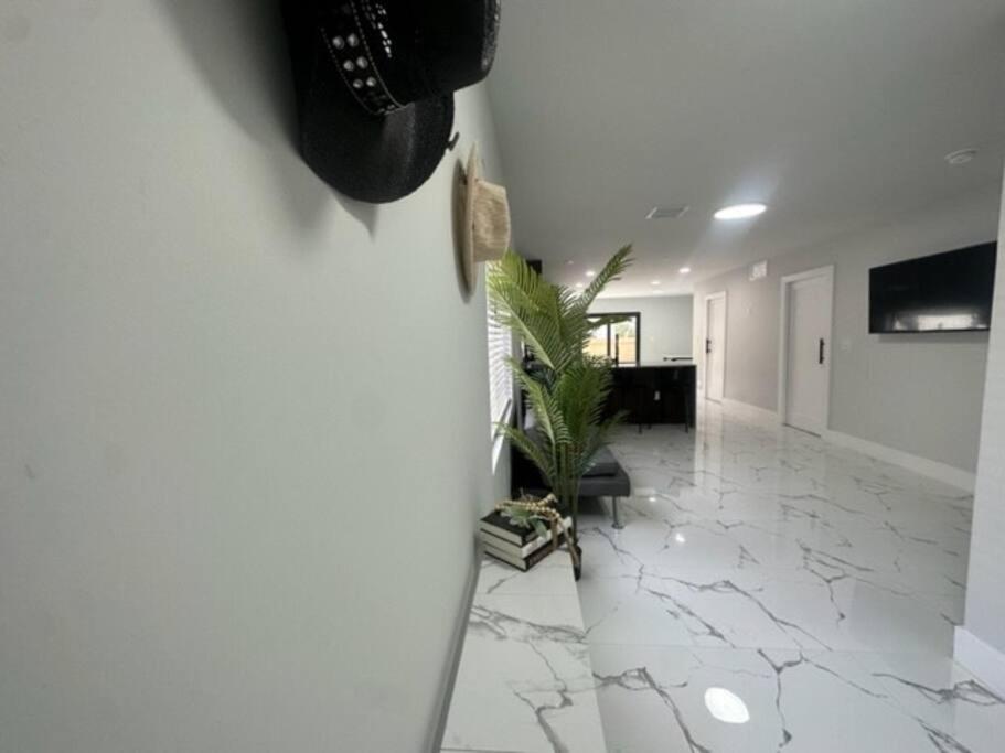 Luxe 3bed 3 bath minutes from Wynwood & design art district