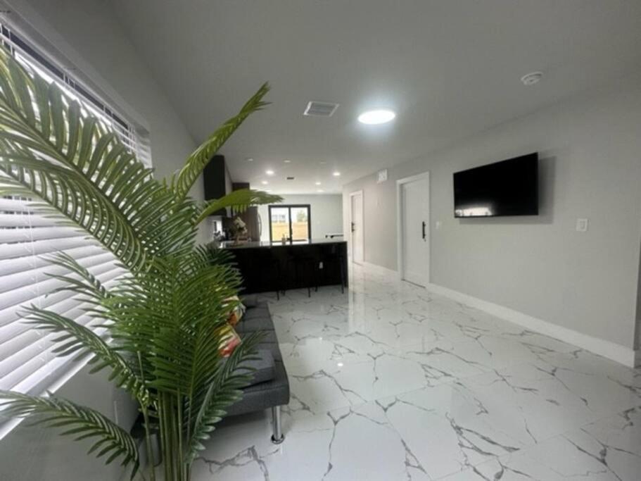 Luxe 3bed 3 bath minutes from Wynwood & design art district