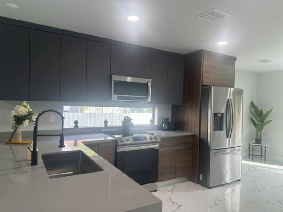 Luxe 3bed 3 bath minutes from Wynwood & design art district