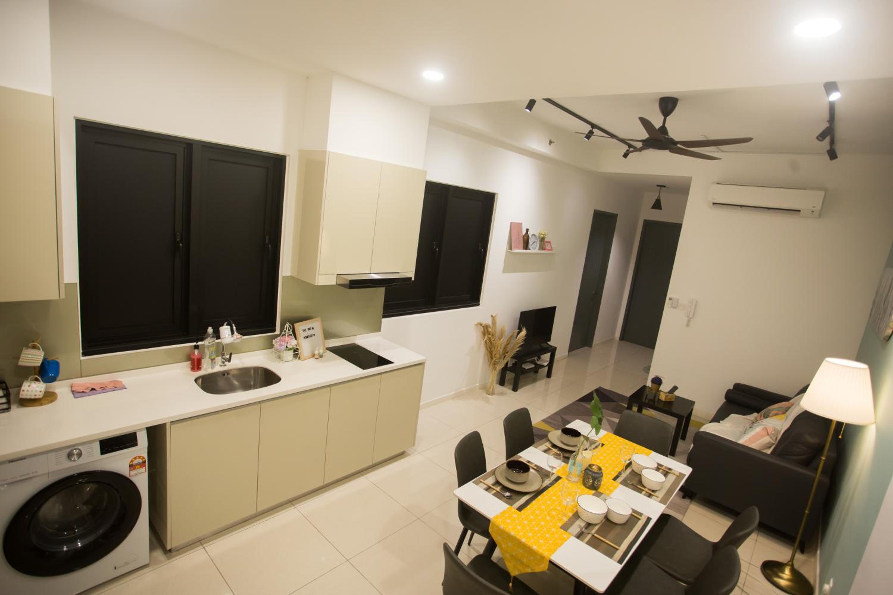 Paradigm Residence By The one - upstair of paradigm mall JB