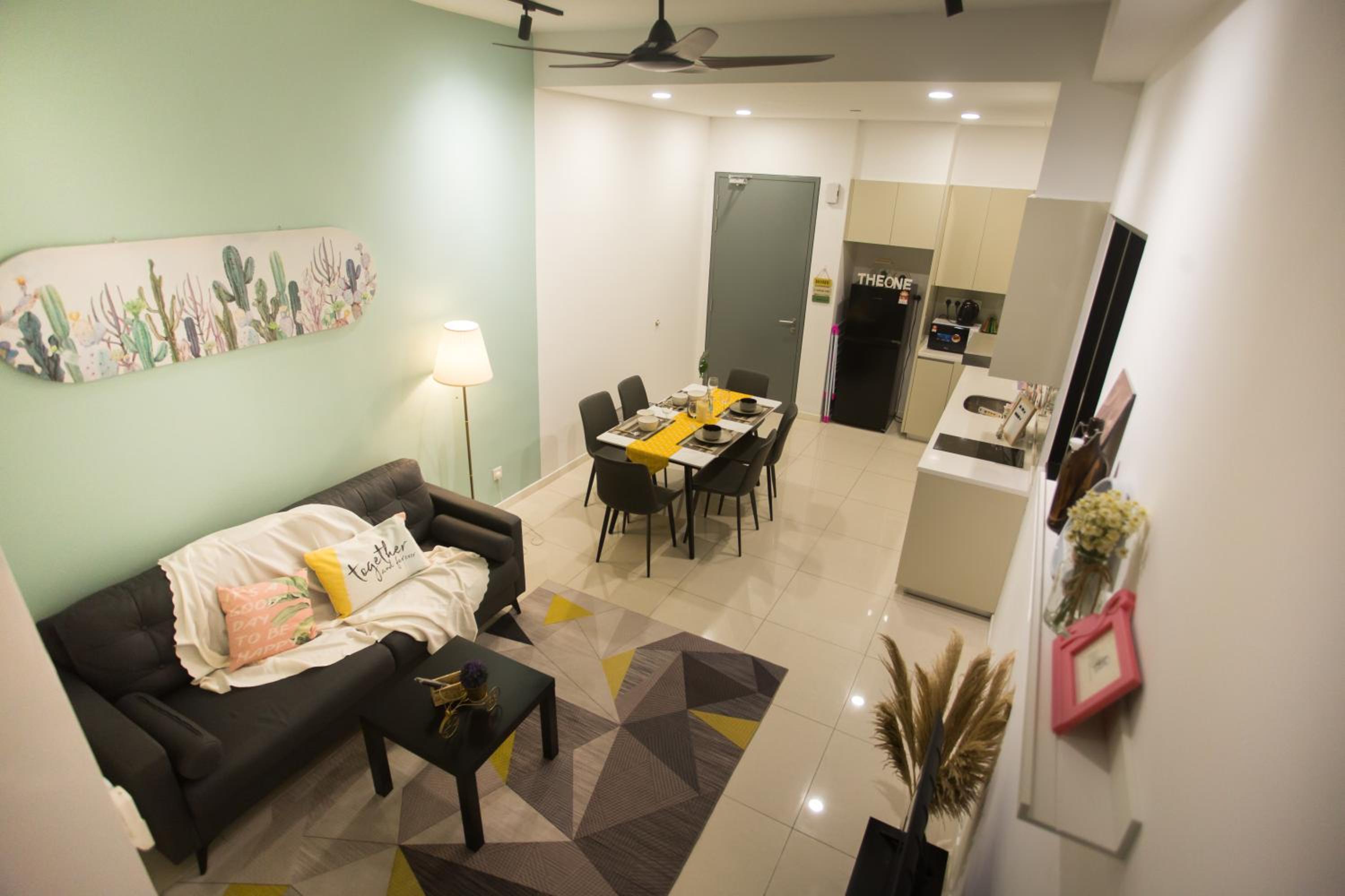 Paradigm Residence By The one - upstair of paradigm mall JB