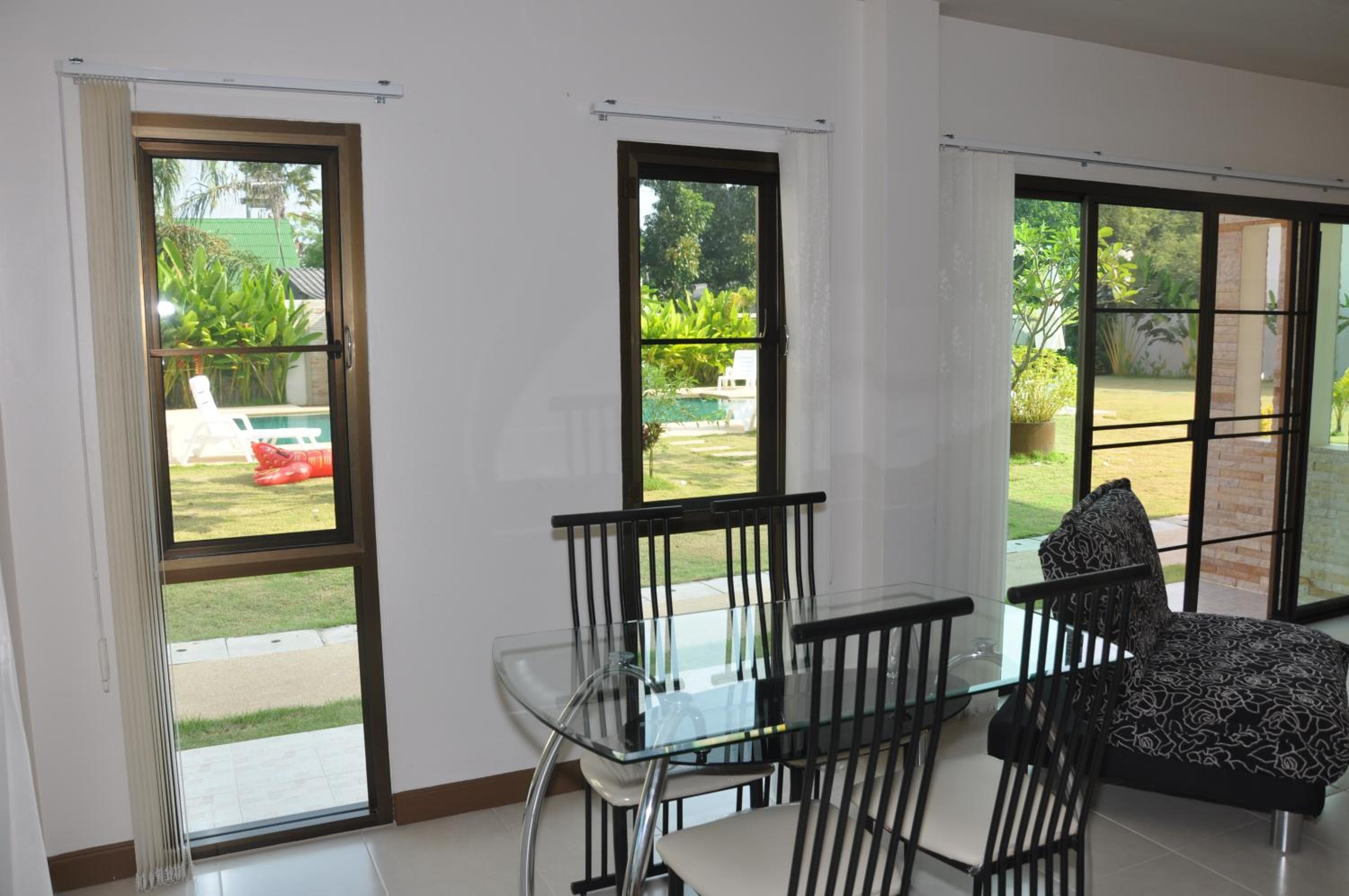 Babylon Pool Villas