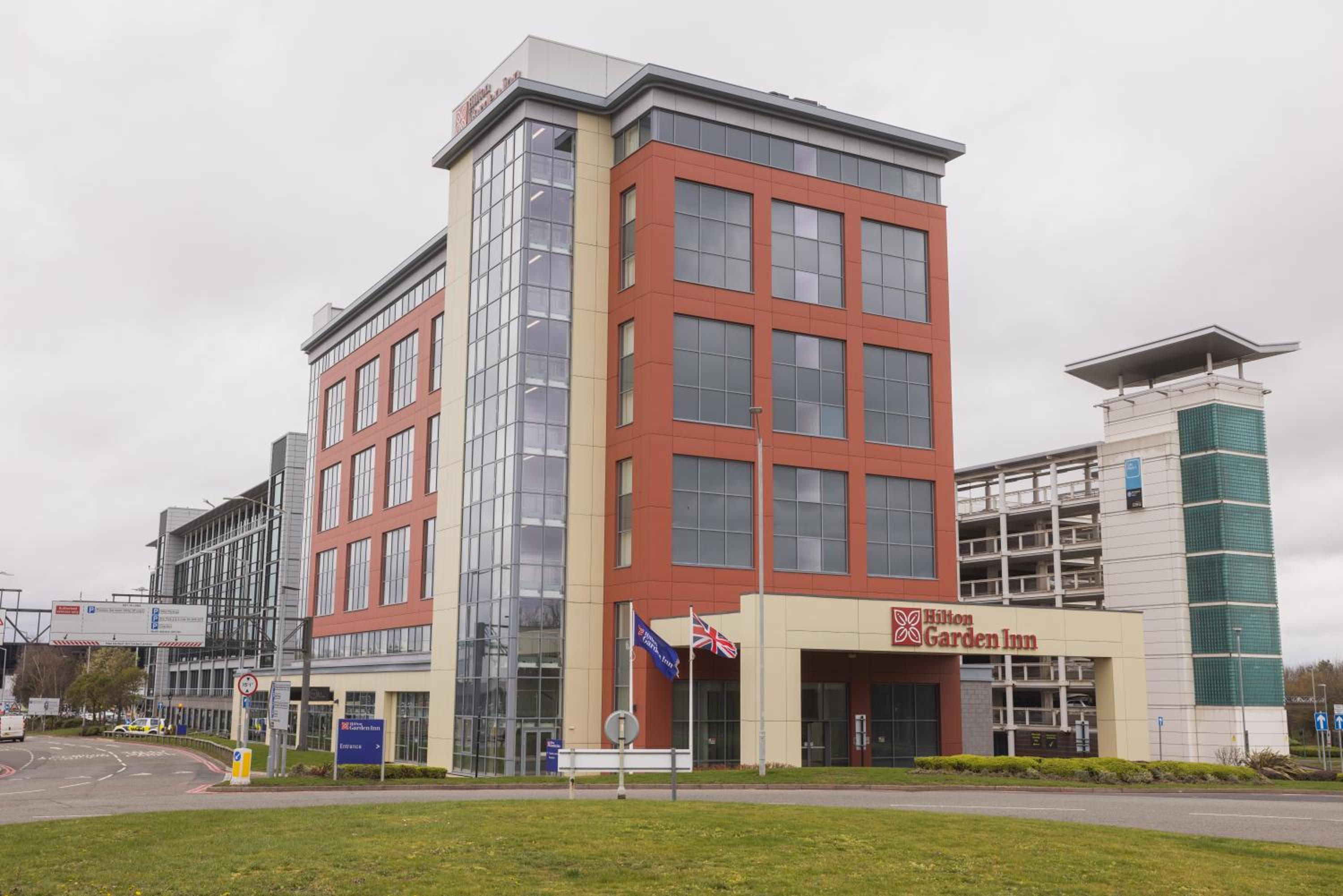 Hotel Hilton Garden Inn Birmingham Airport Uk - Image 1