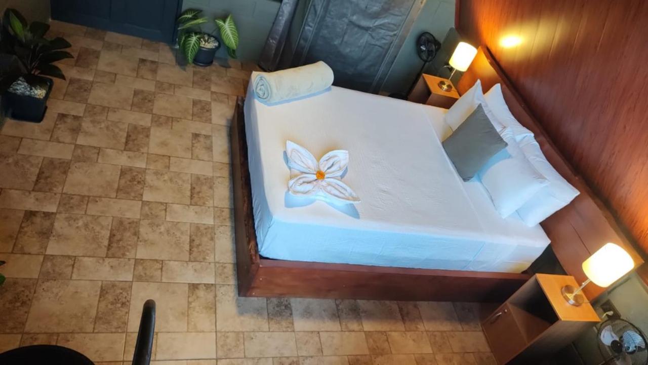 Yarumo Lodge, Río Celeste Black Chalets