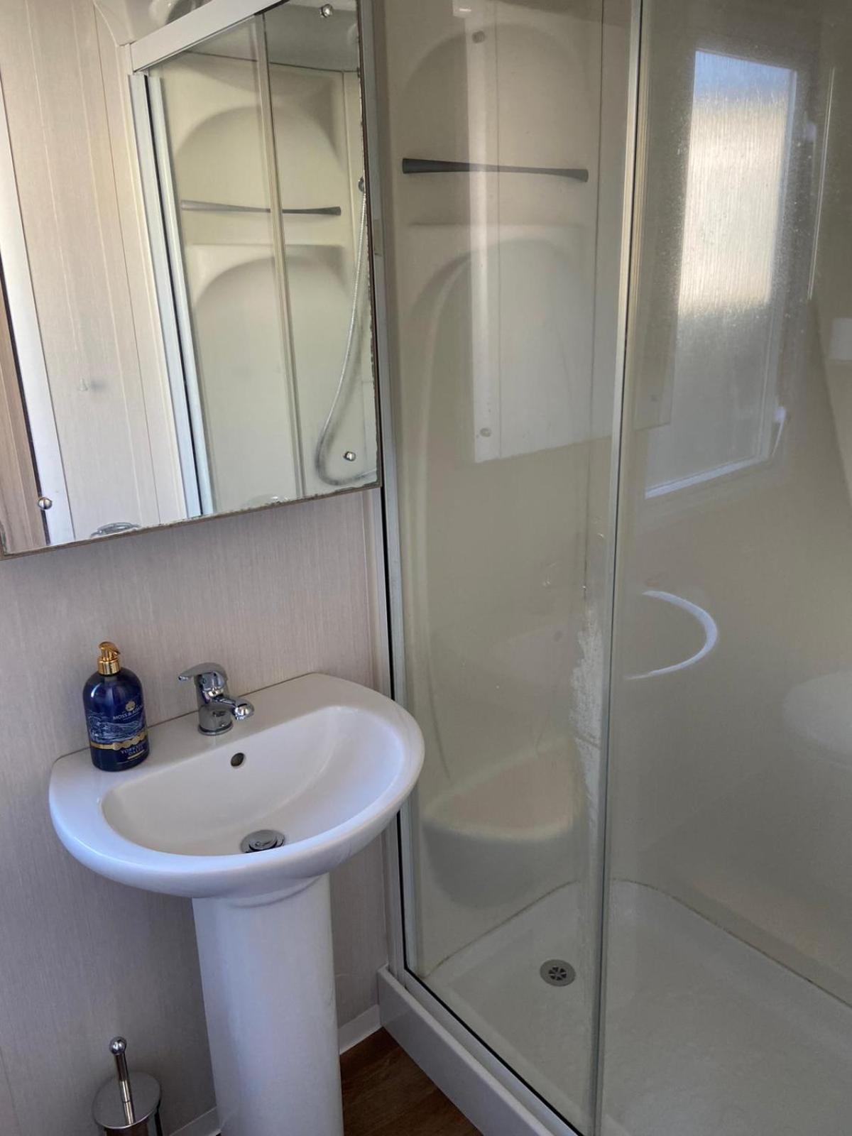 Ger-Y-Bwlch - Spacious static on 5star site with Swimming Pool view 5