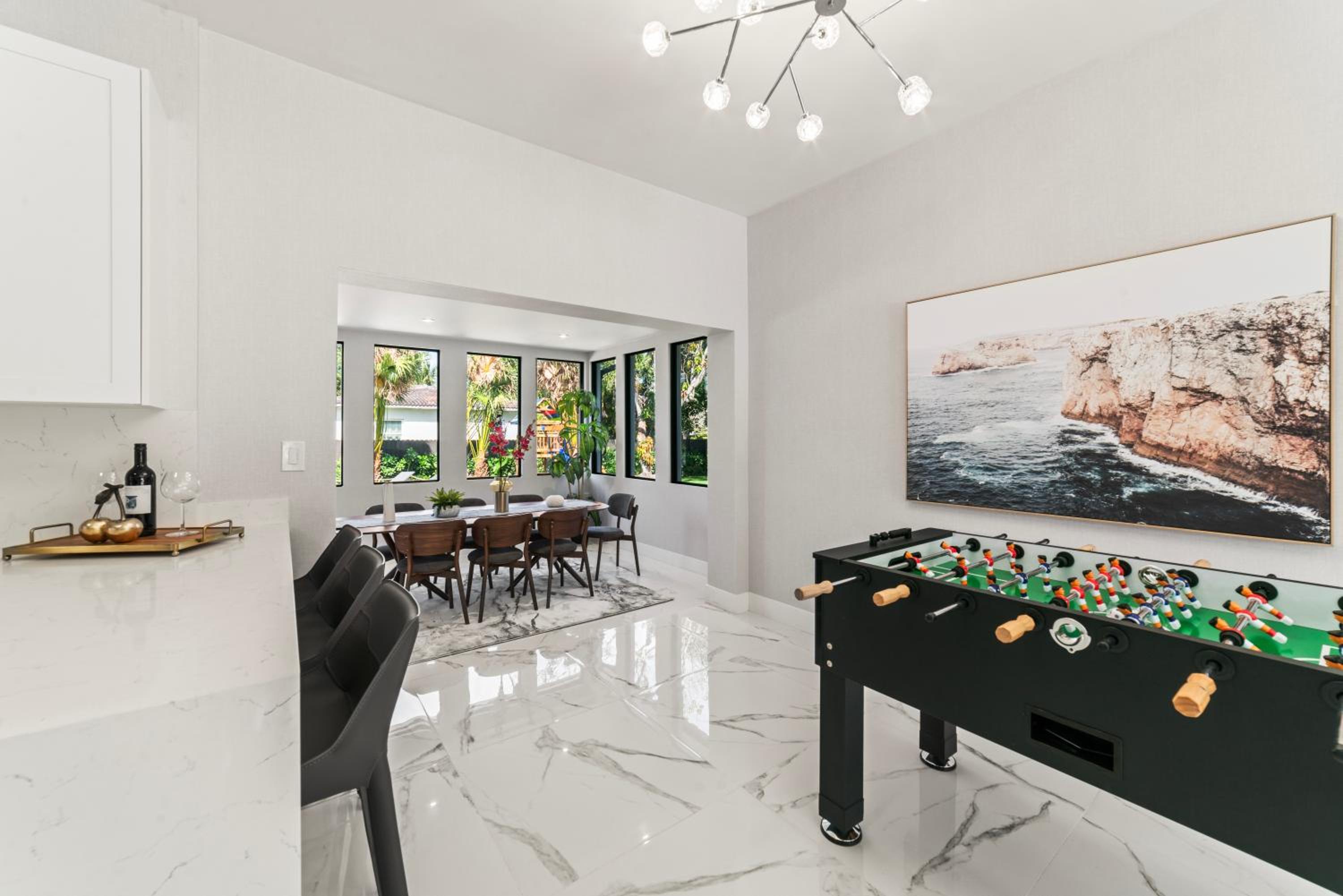 Full Amenities Big House Miami Pool Jacuzzi 6BR L64