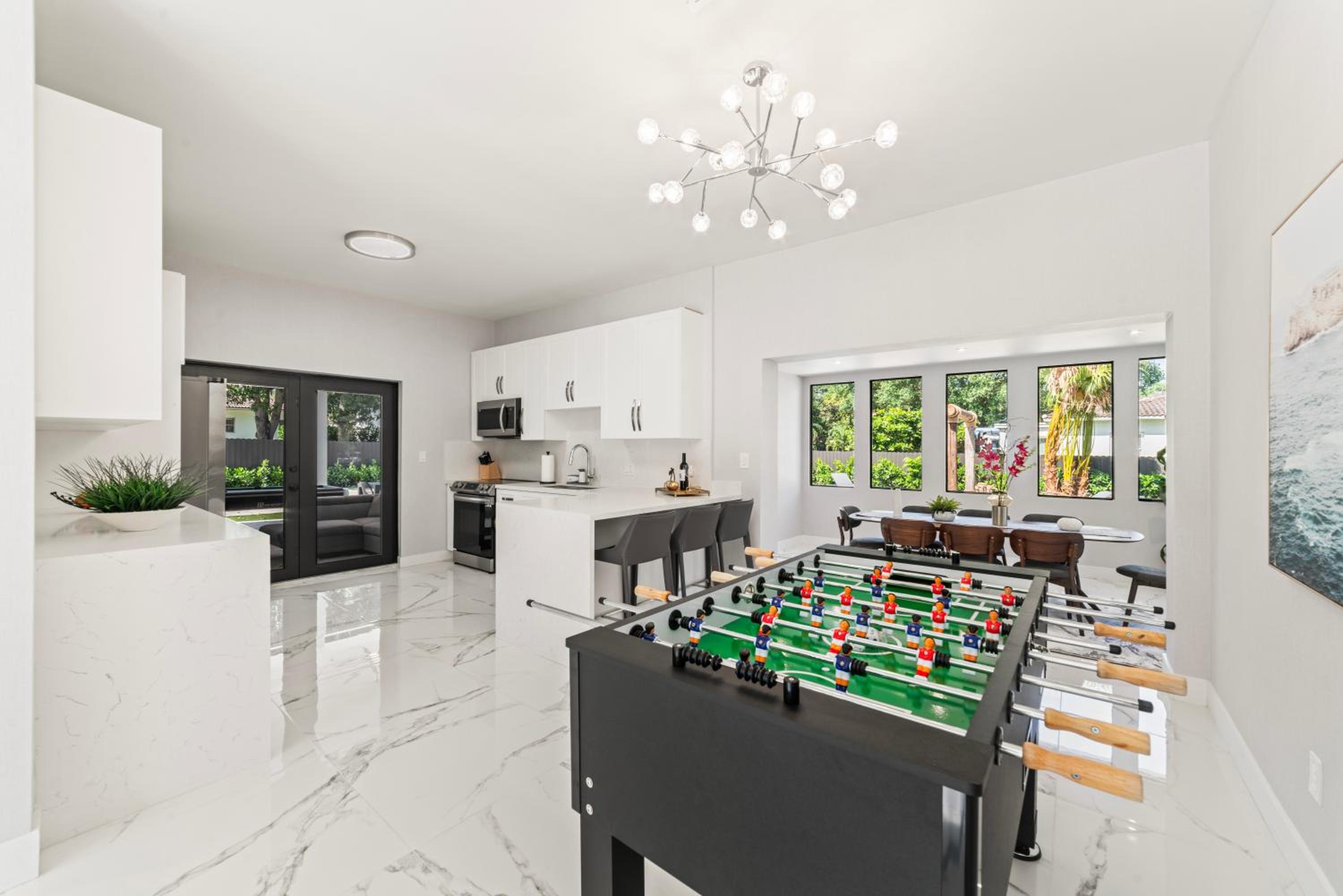 Full Amenities Big House Miami Pool Jacuzzi 6BR L64