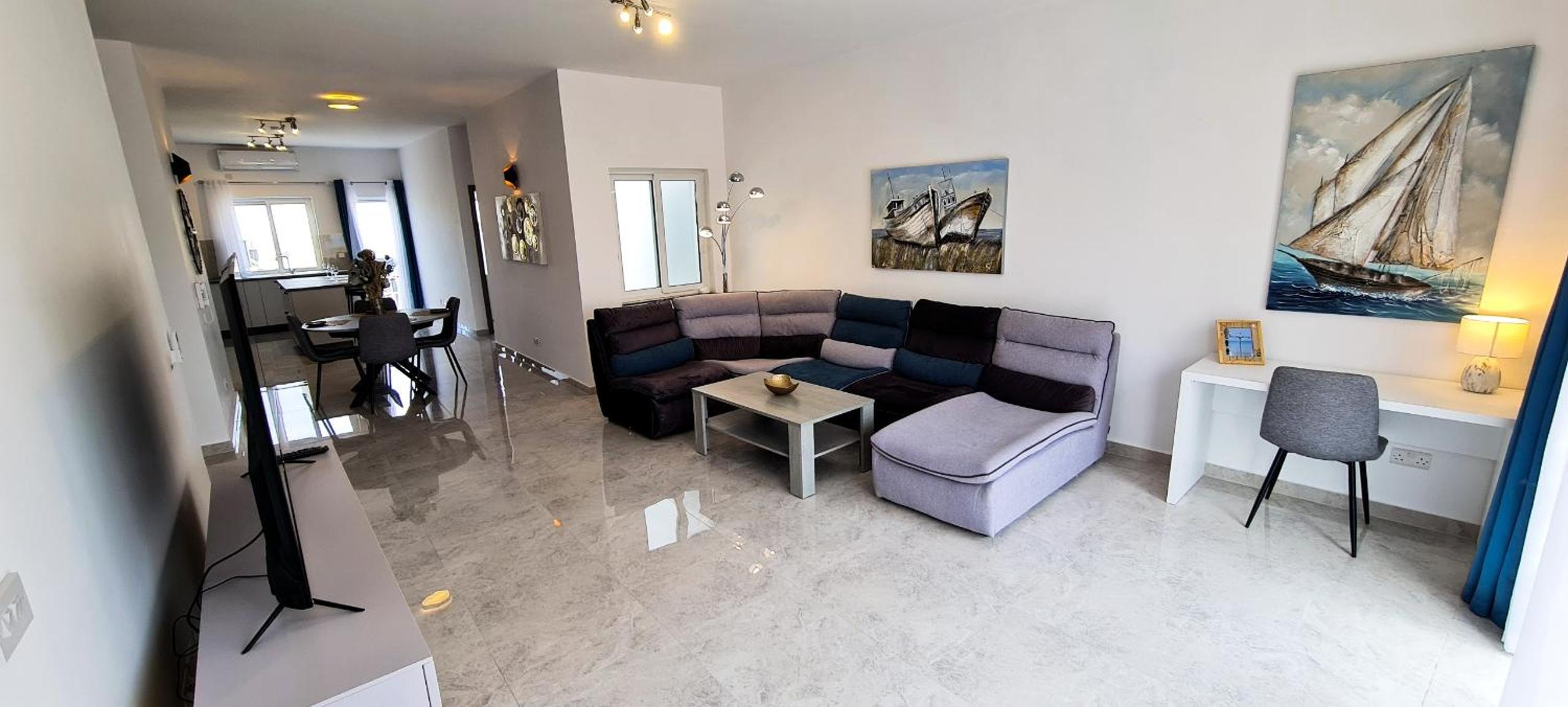 Seaside Serenity - Luxe Penthouse - near the beach by QuickTrips