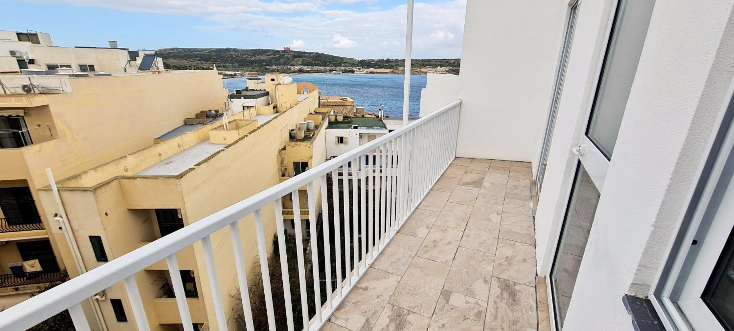 Seaside Serenity - Luxe Penthouse - near the beach by QuickTrips