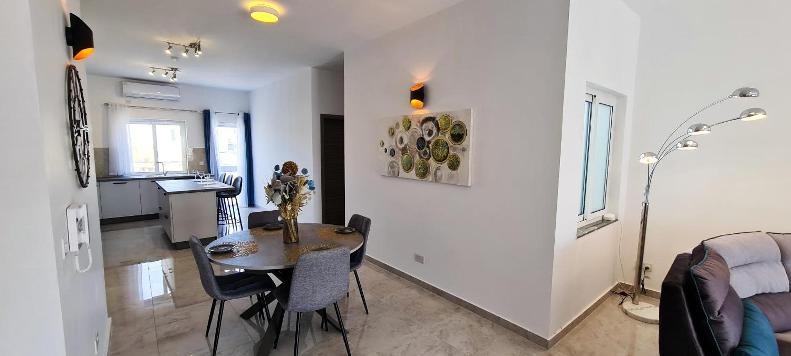 Seaside Serenity - Luxe Penthouse - near the beach by QuickTrips, photo 13