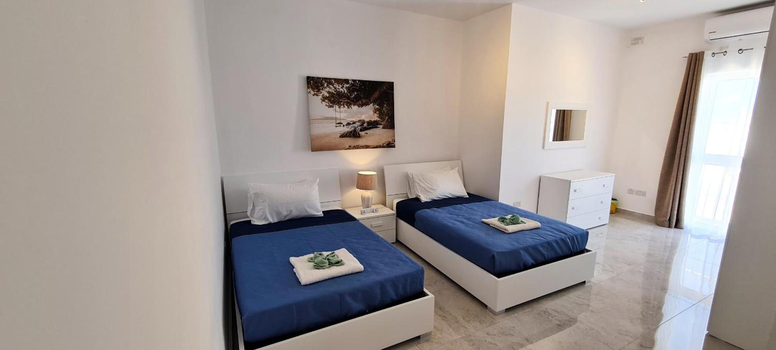 Seaside Serenity - Luxe Penthouse - near the beach by QuickTrips