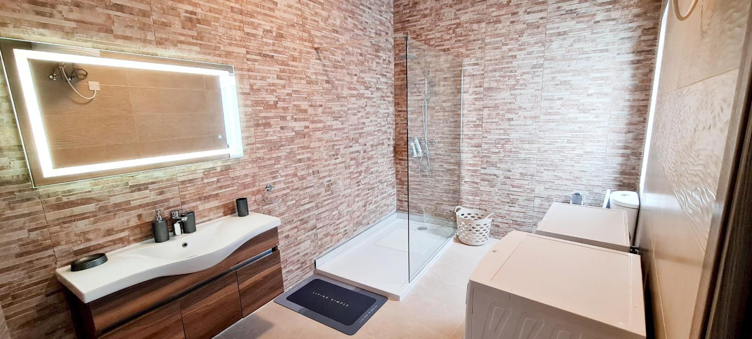 Seaside Serenity - Luxe Penthouse - near the beach by QuickTrips, photo 46