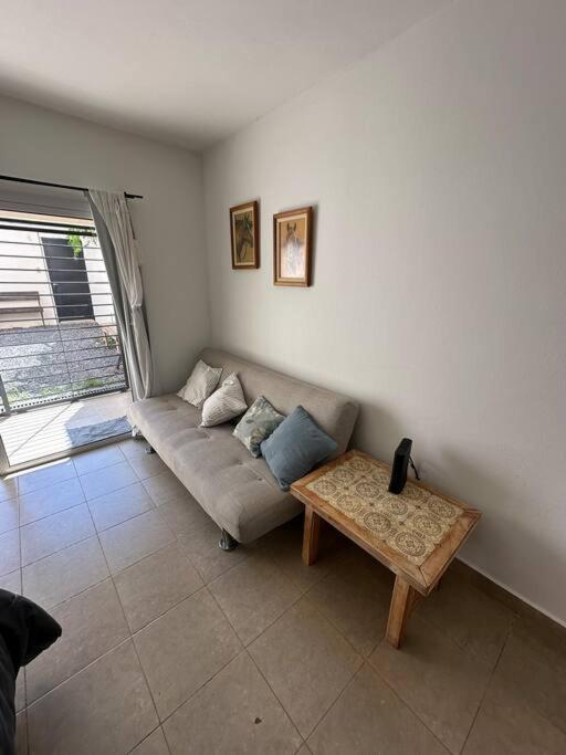 Departamento en planta baja con cochera