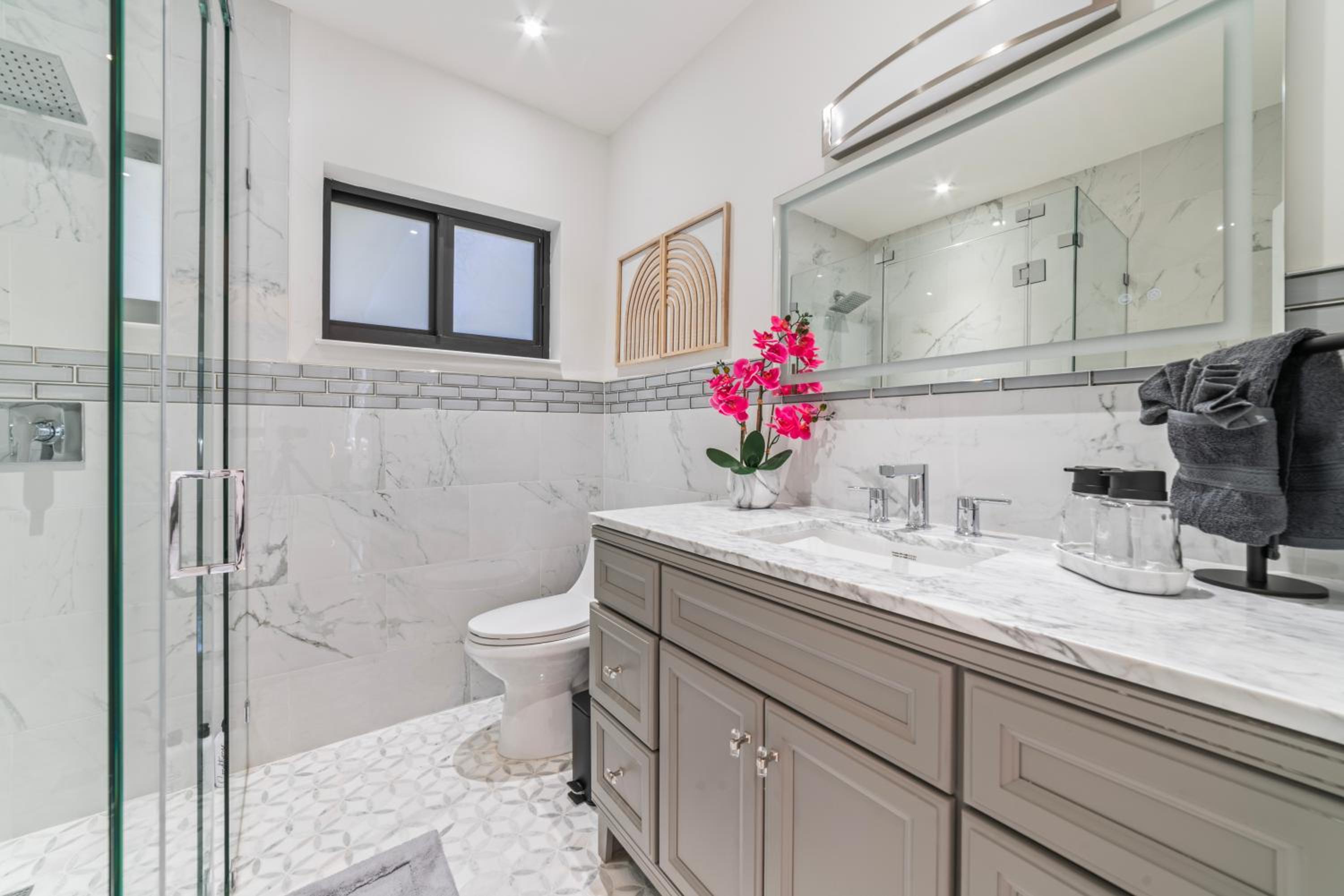 Full Amenities Big House Miami Pool Jacuzzi 6BR L64