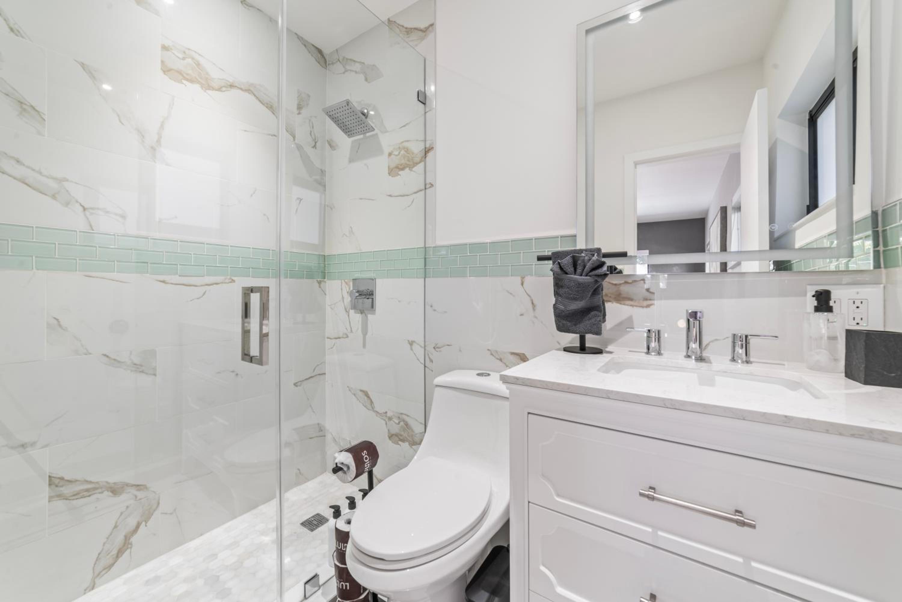 Full Amenities Big House Miami Pool Jacuzzi 6BR L64
