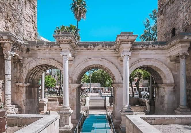 6 Central Location, Close To Beaches And Anywhere
